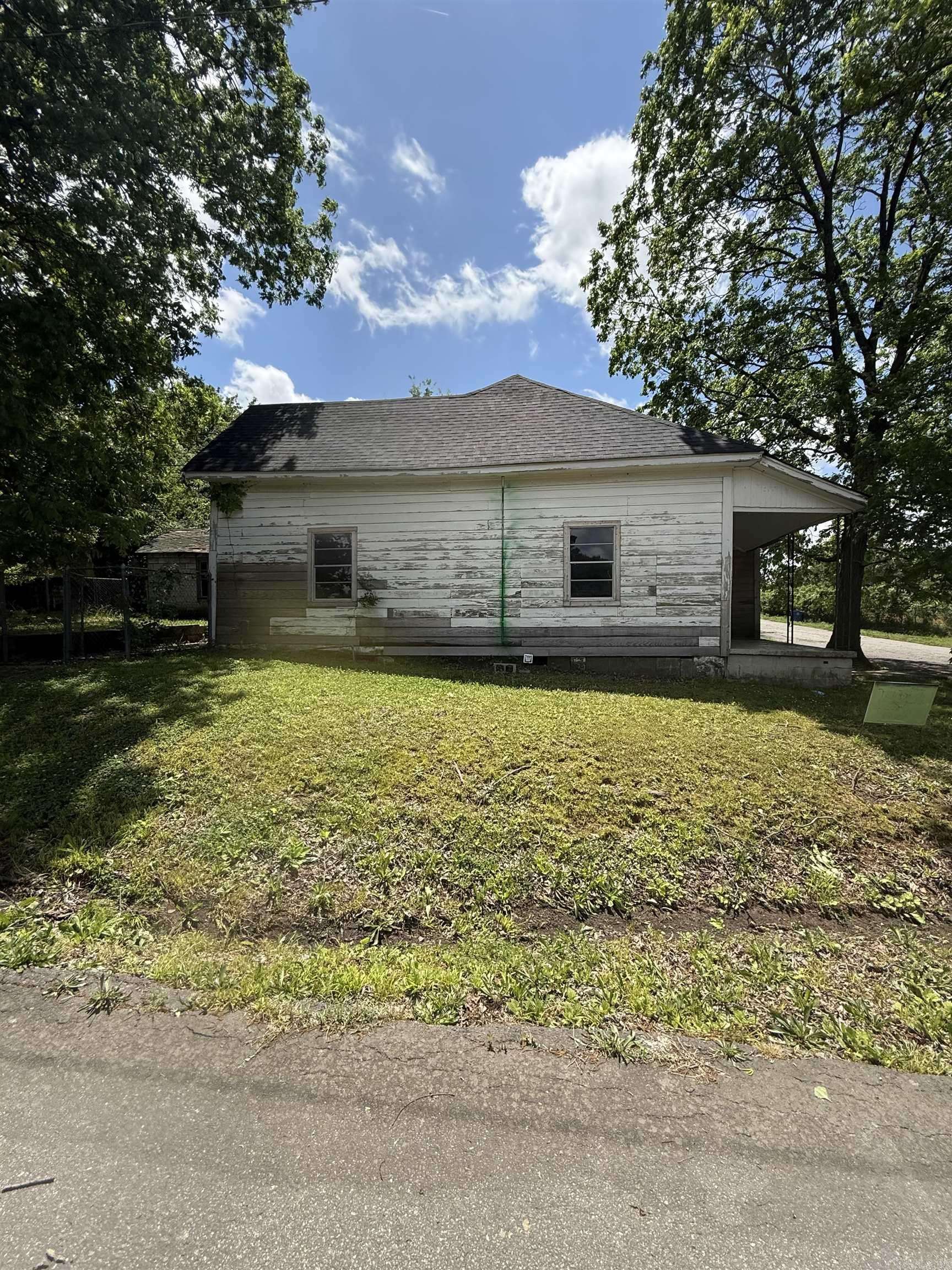 North Little Rock, AR 72114,1220 Gum Street