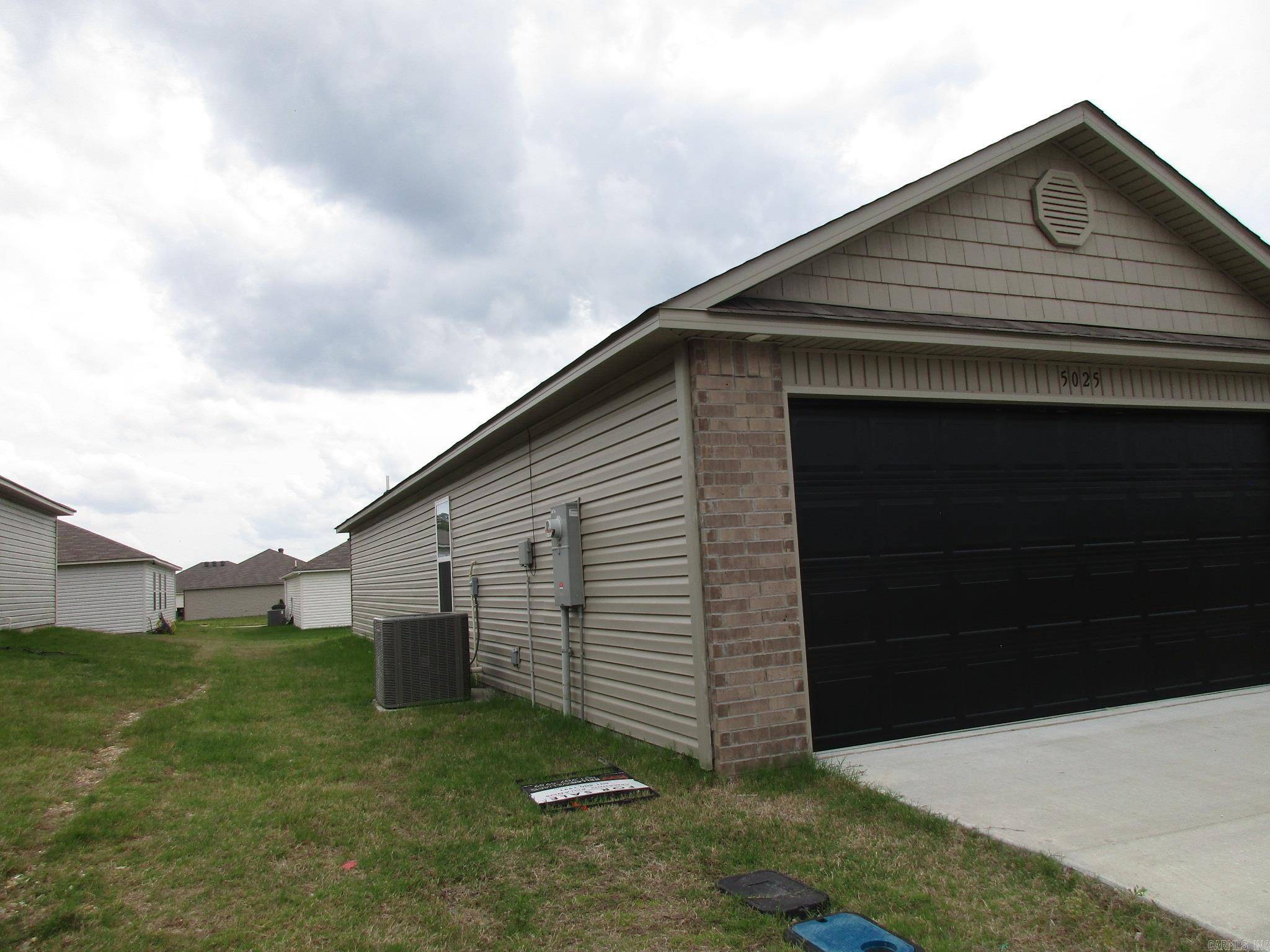 Alexander, AR 72002,5025 Windflower Cove