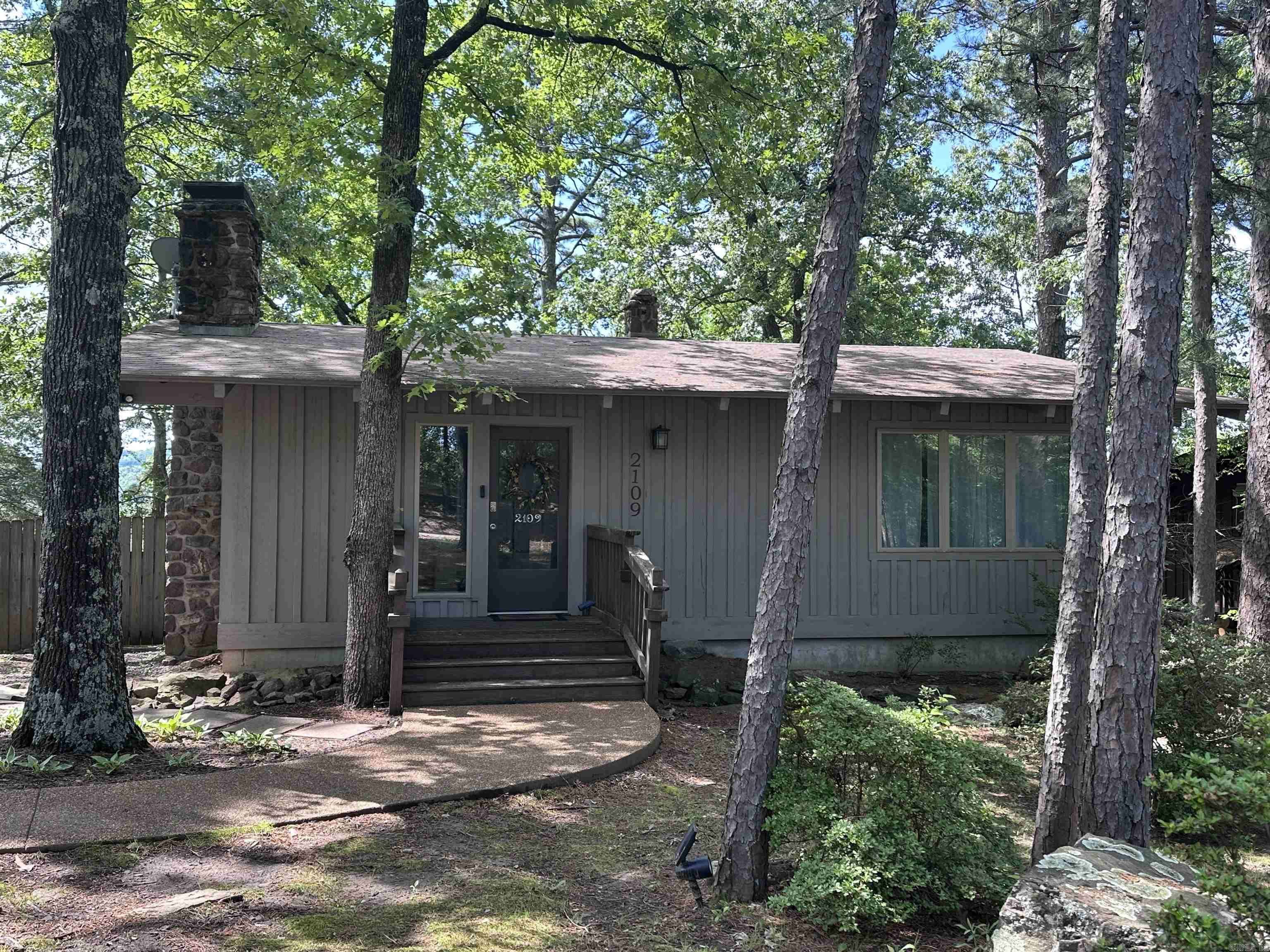 Heber Springs, AR 72543,2109 Hwy 110 W