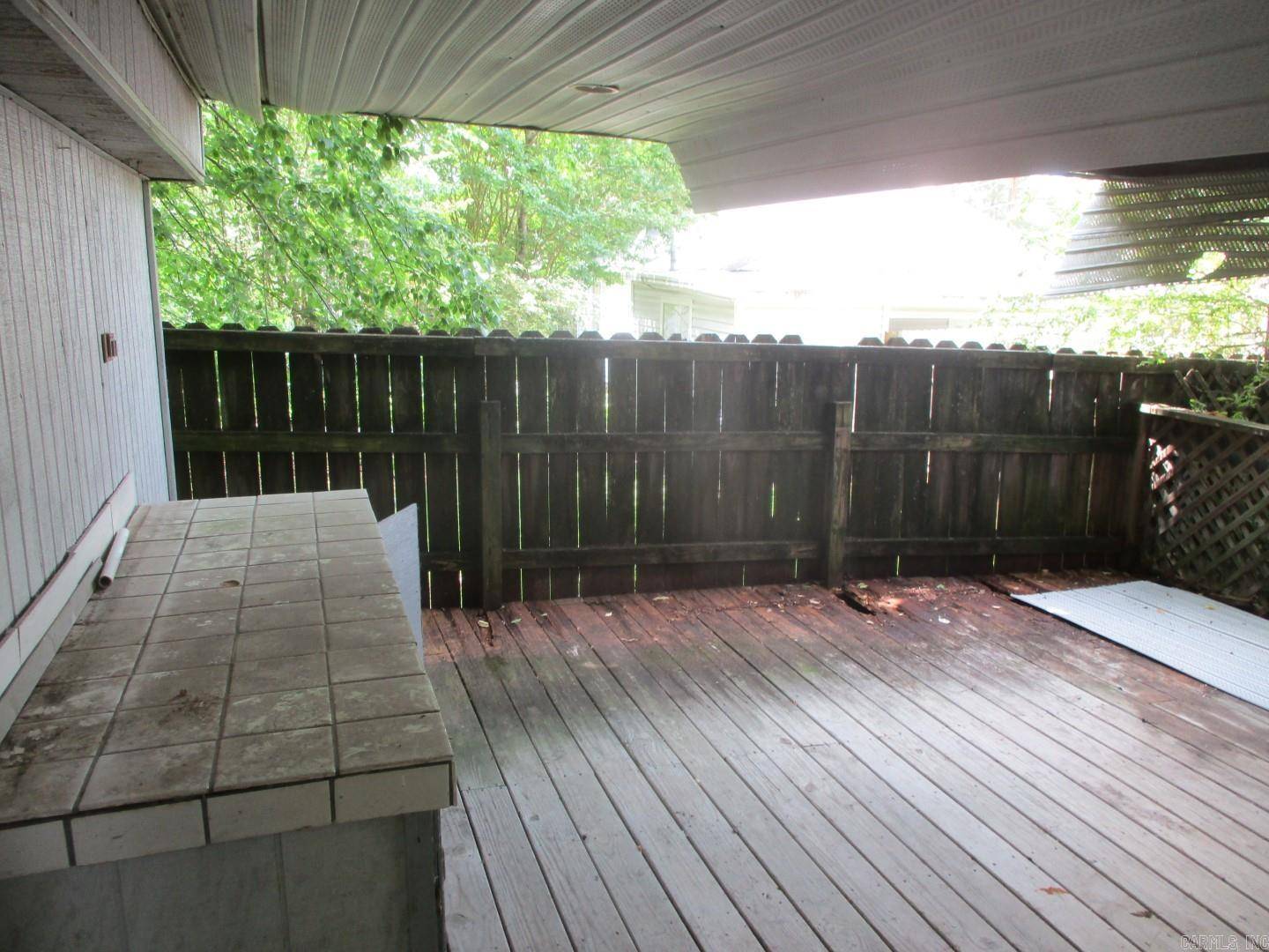 Batesville, AR 72501,2095 N Heights Avenue