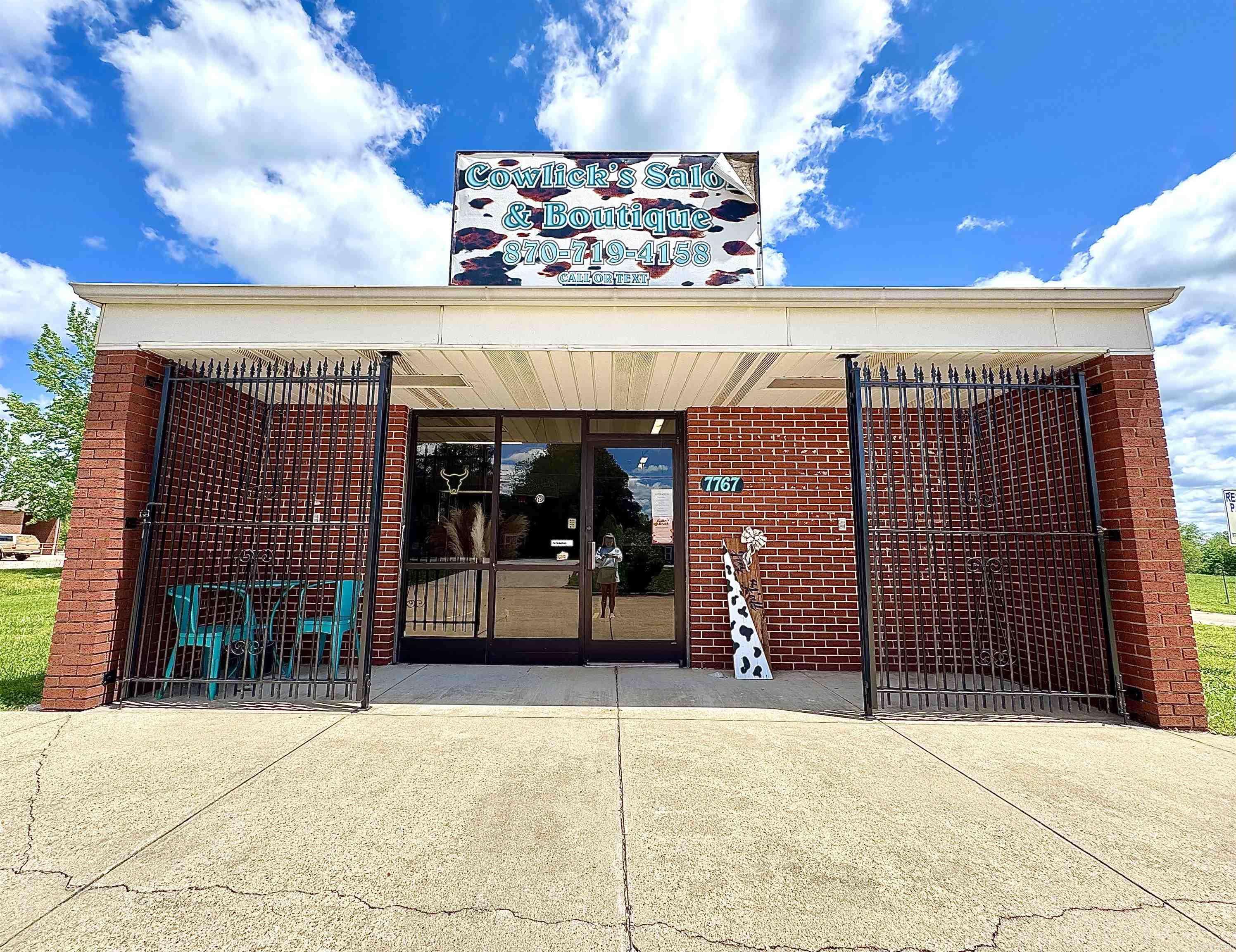 Valley Springs, AR 72682,Address not disclosed