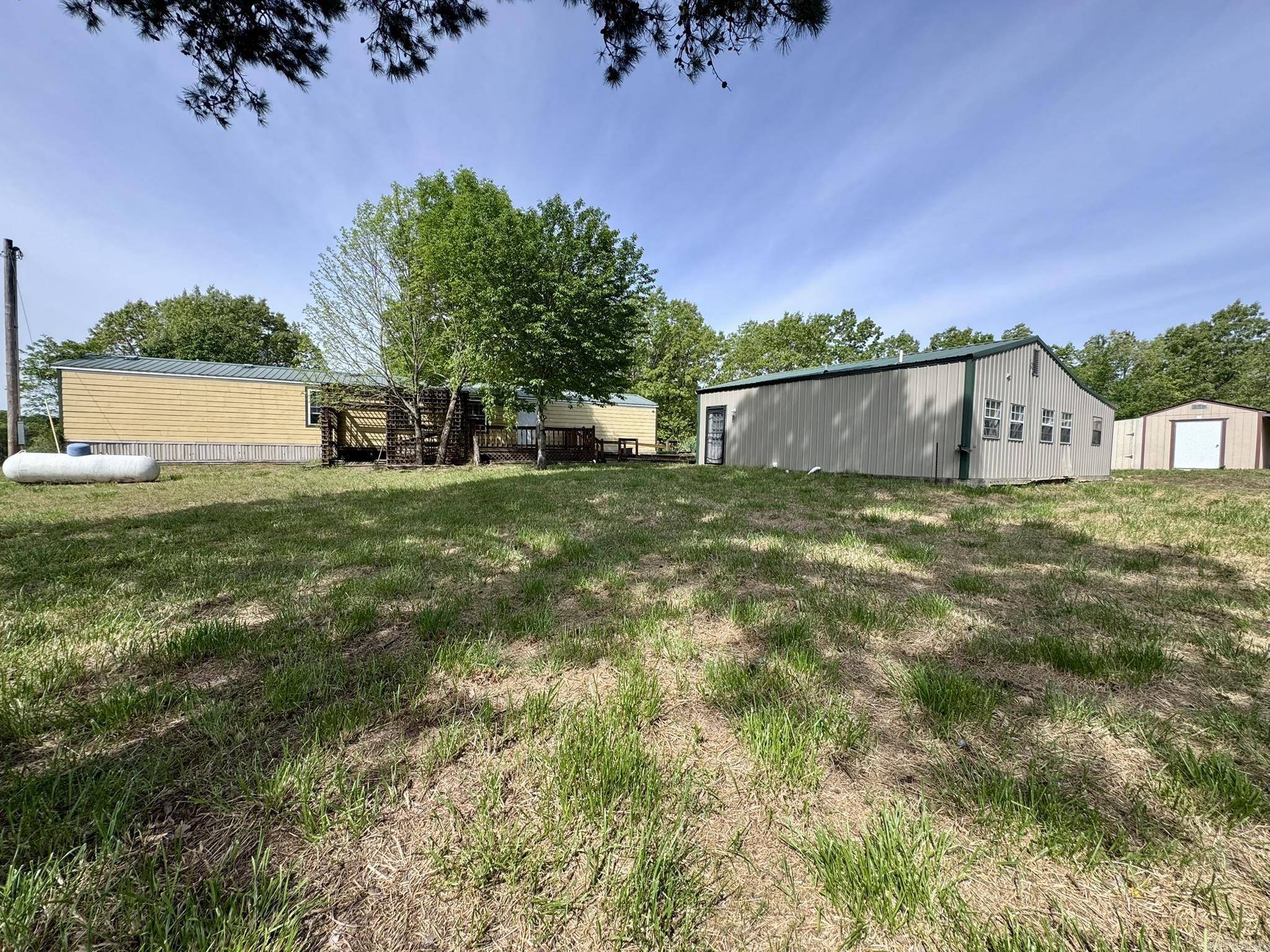 Oxford, AR 72565,425 Pine Tree Road