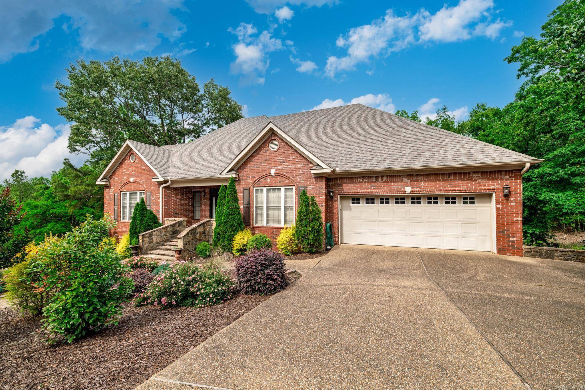 Hot Springs, AR 71913,134 Myrick Lane Lane