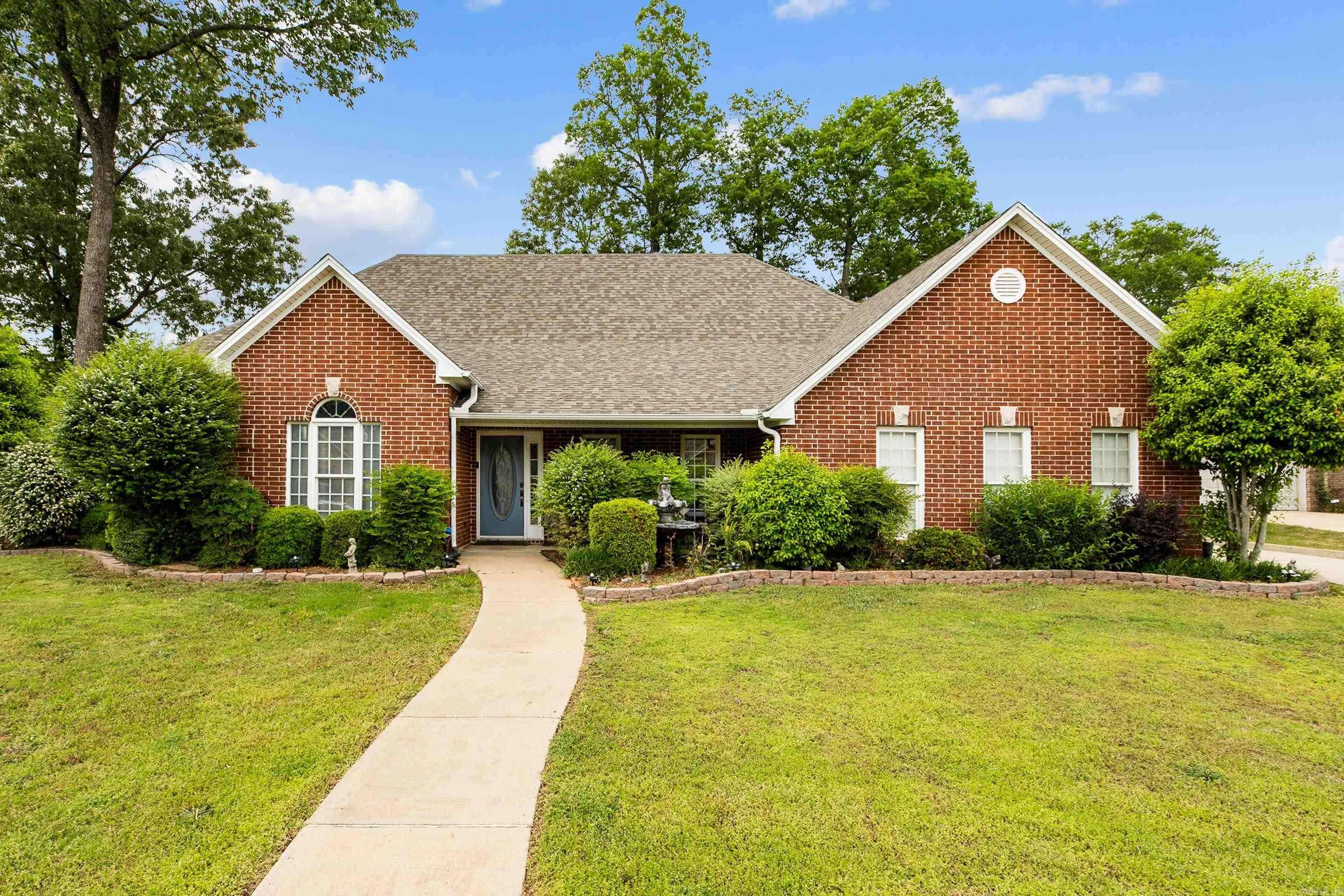 Benton, AR 72015,2724 Crooked Stick Drive