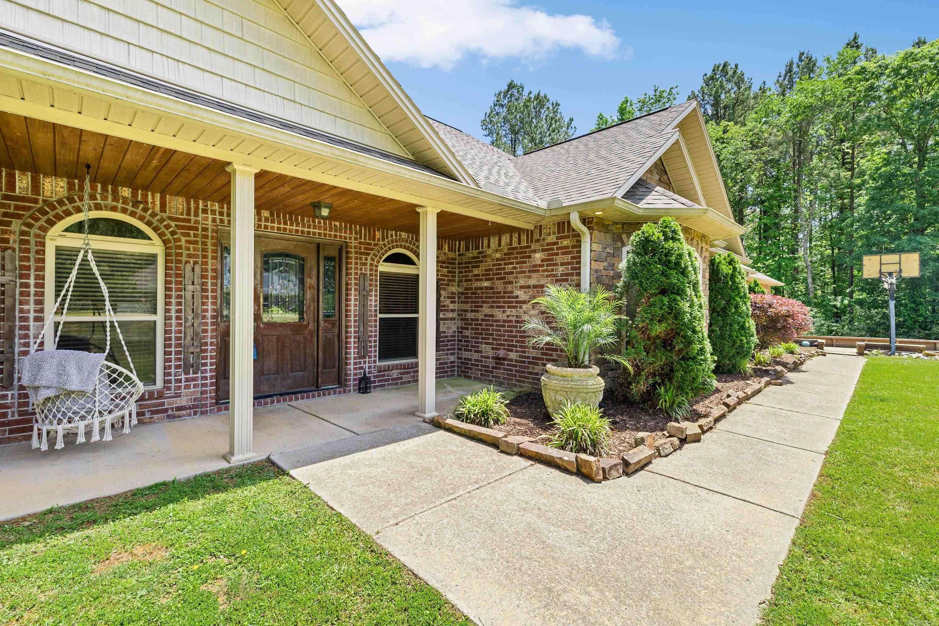 Benton, AR 72019,402 Demuth