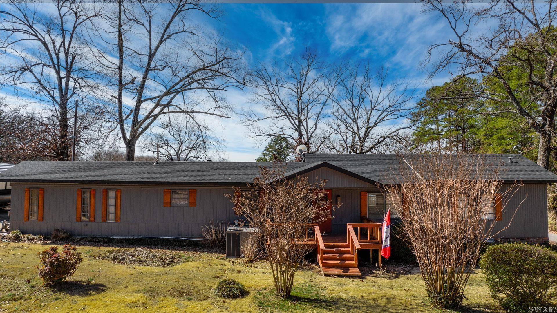 Higden, AR 72067,4 School Street