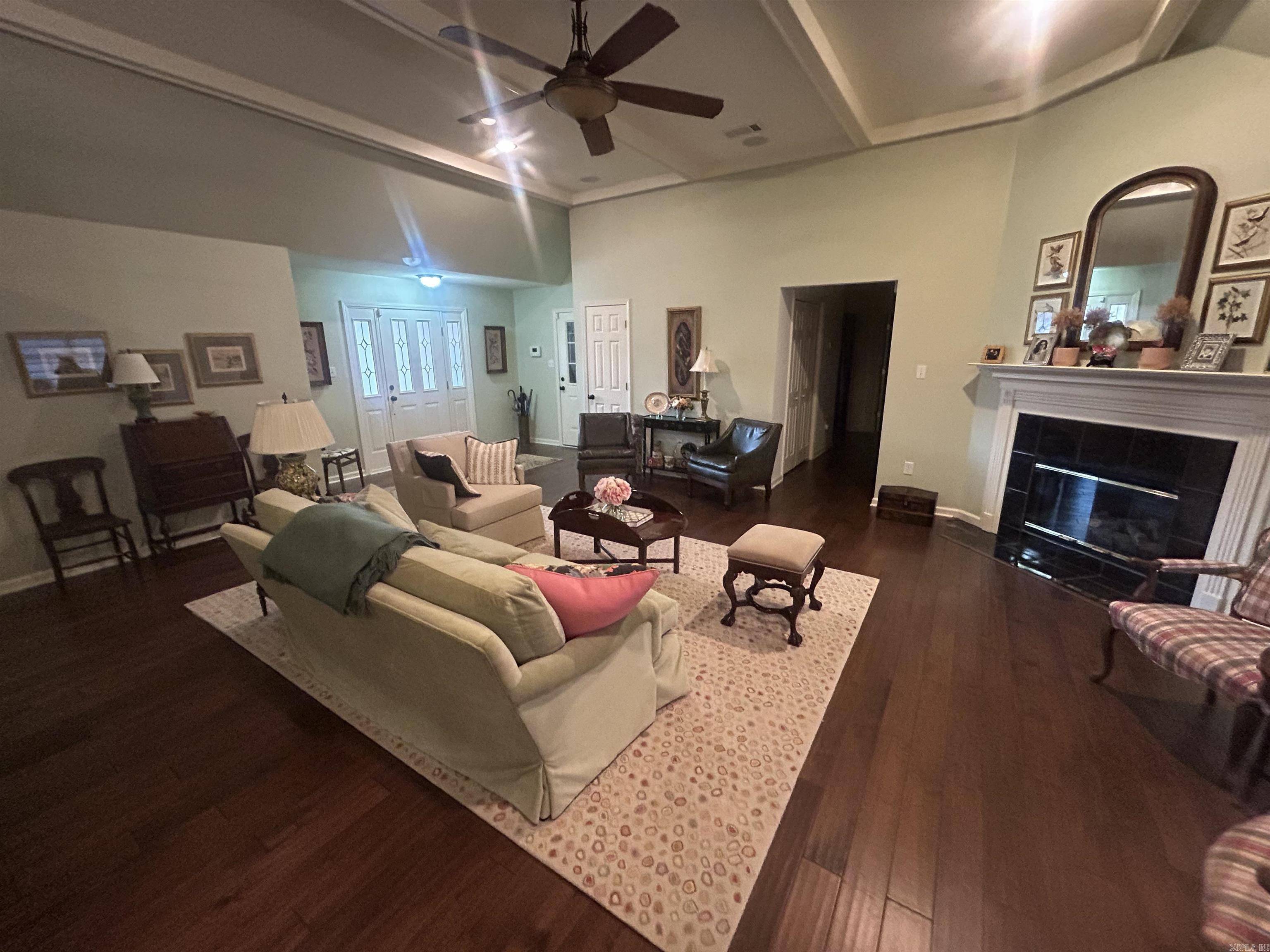Searcy, AR 72143,412 Country Squire Lane