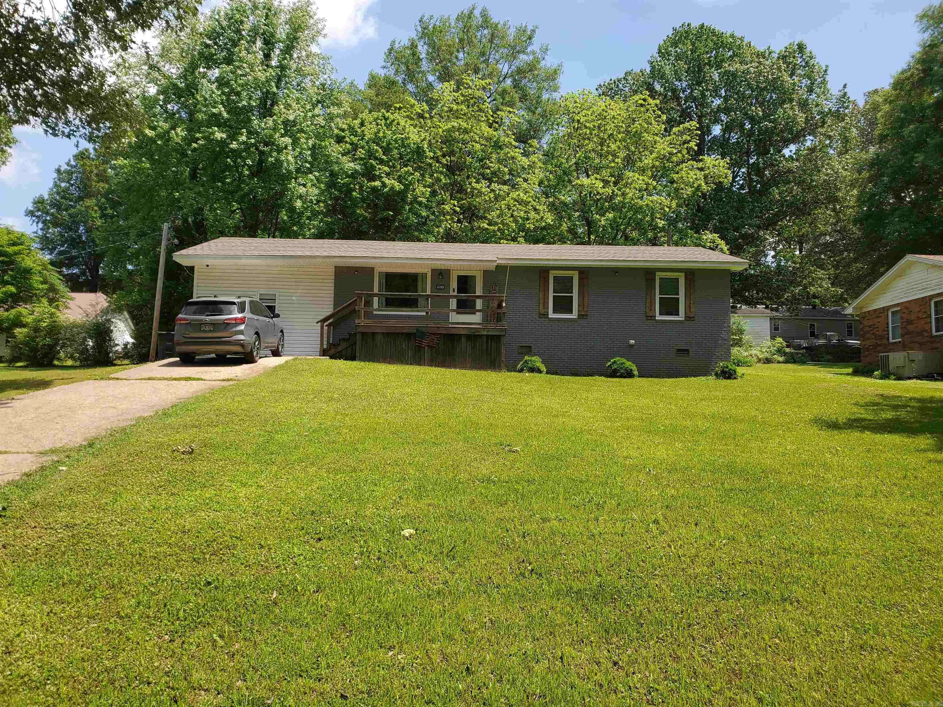 Piggott, AR 72454,690 Redwood Drive