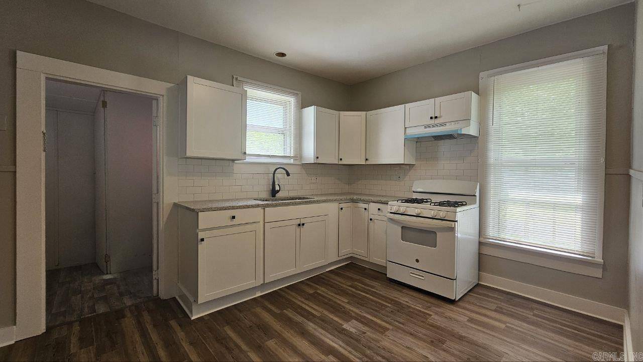 North Little Rock, AR 72118,724 W 46th Street