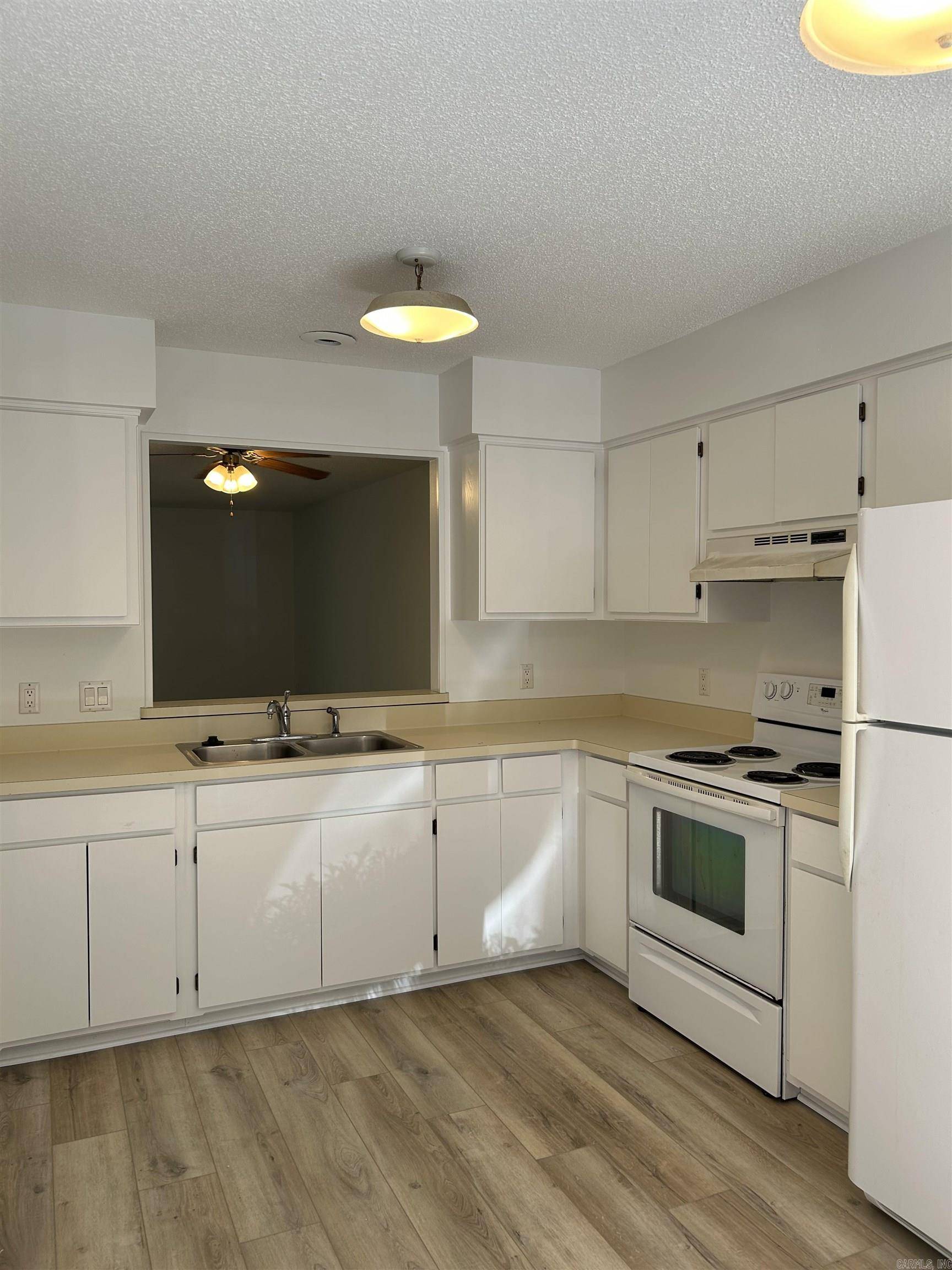 Hot Springs Village, AR 71909,10 Lonjeta Lane