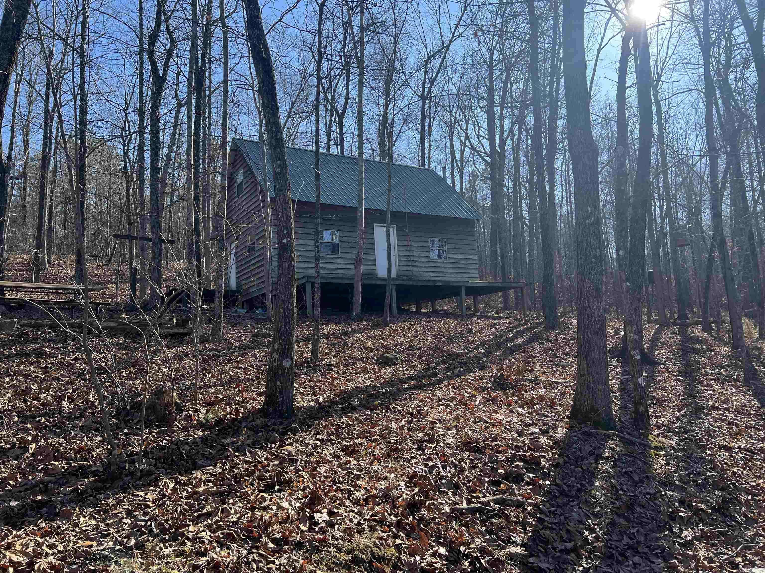 Dennard, AR 72629,2883 Peyton Creek Road