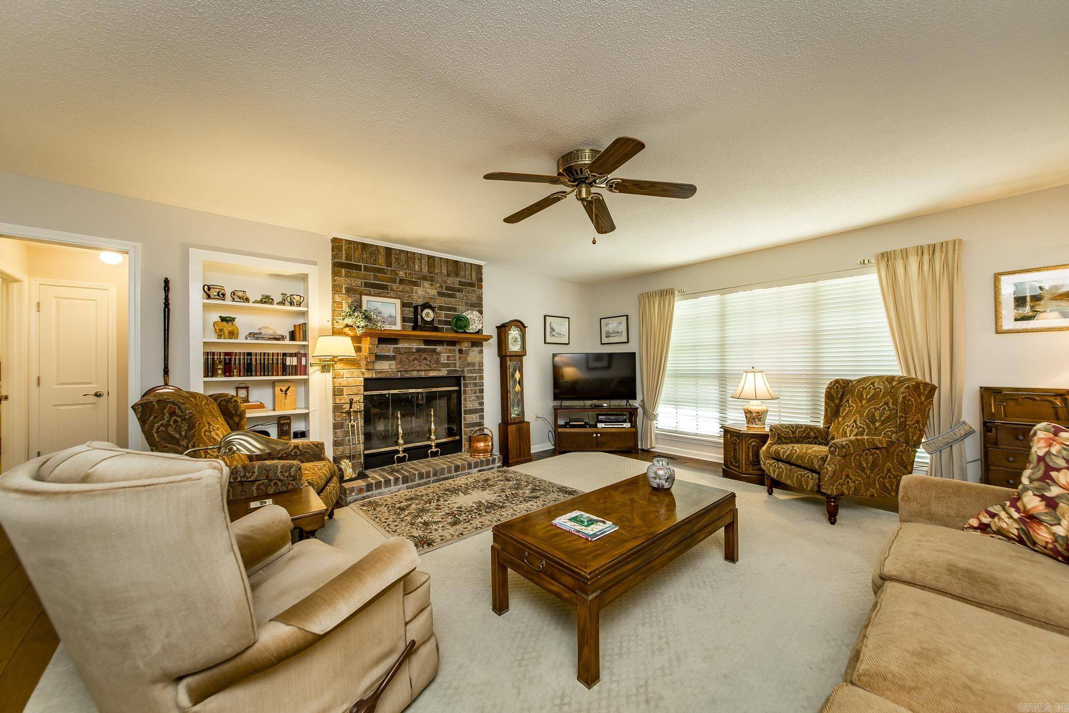 Fairfield Bay, AR 72088,193 E Blue Ridge Terrace