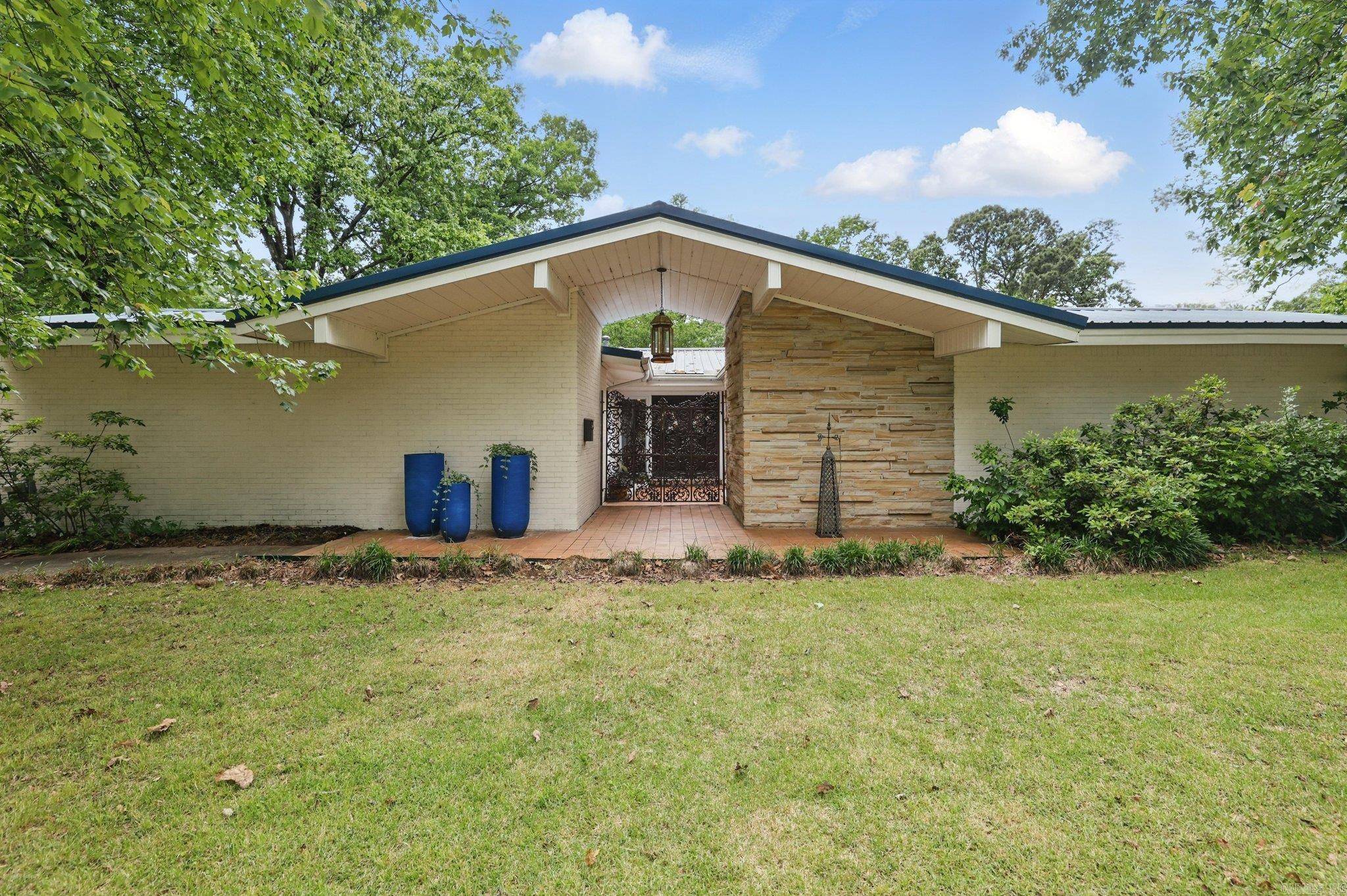 Little Rock, AR 72205,717 Choctaw Circle