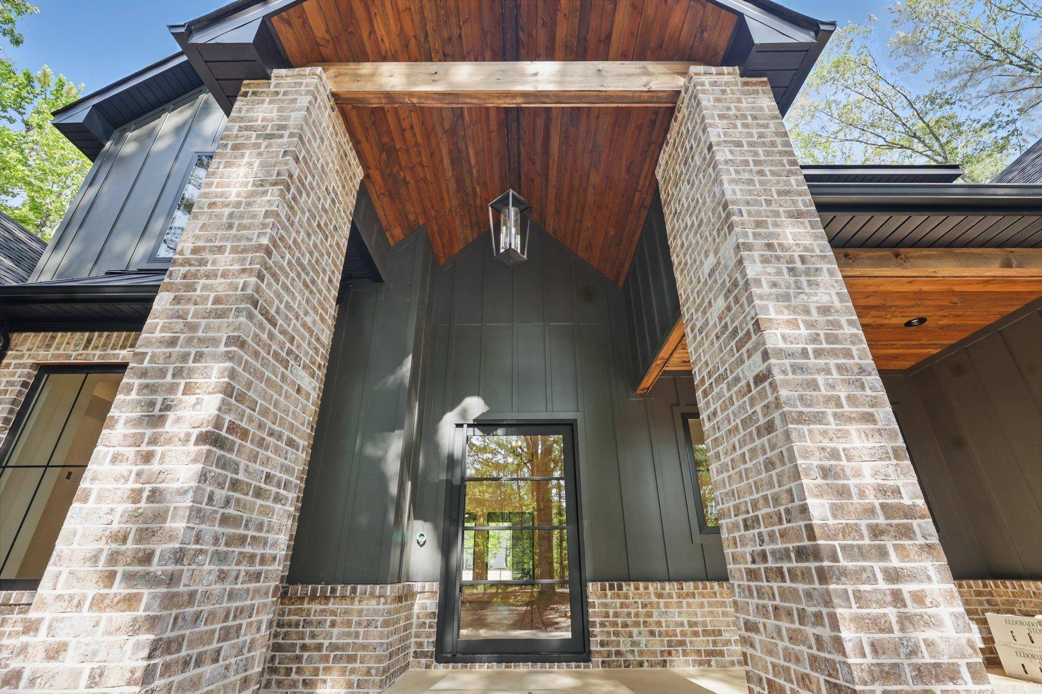 Benton, AR 72019,6040 Charley Place
