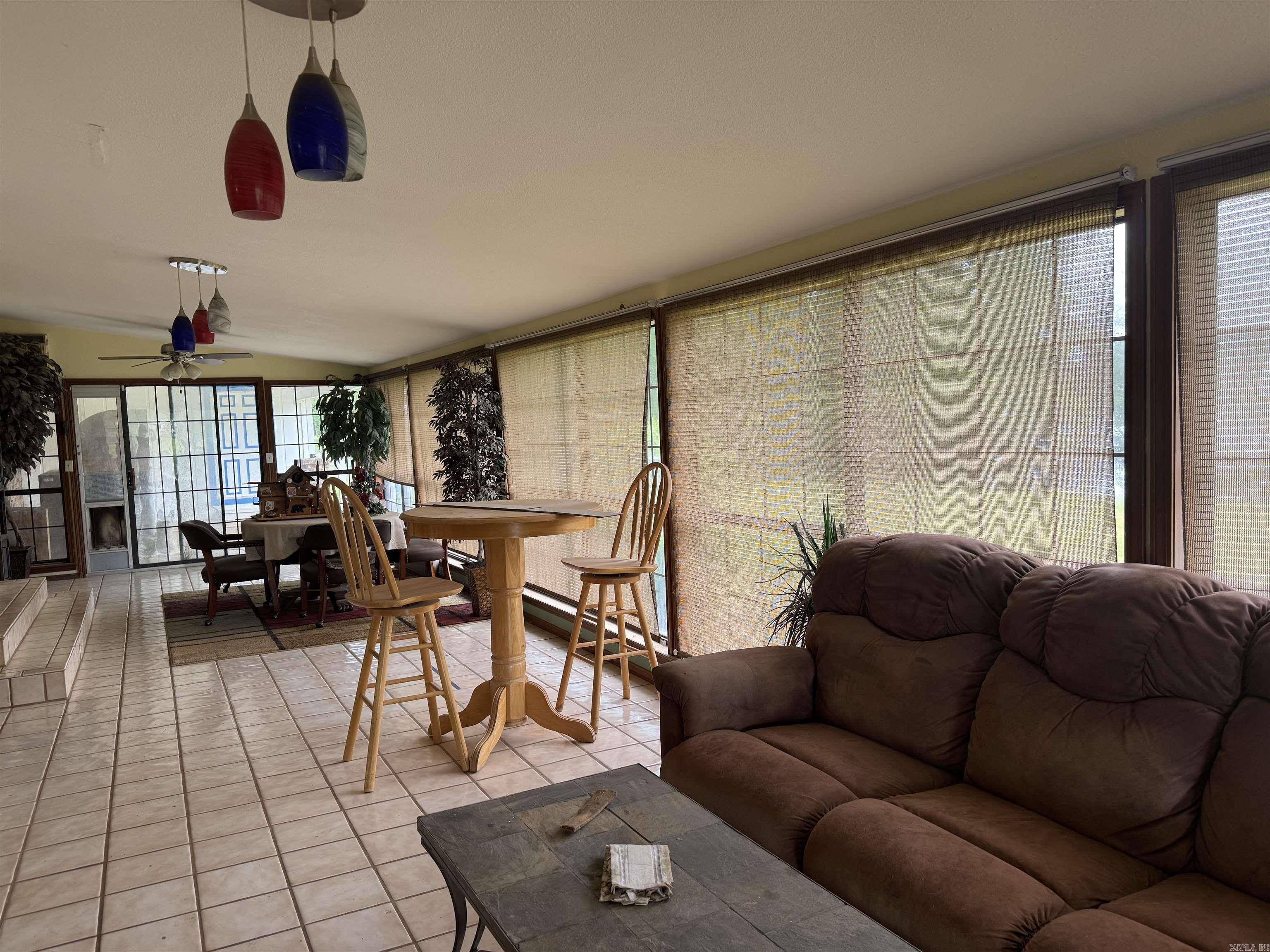 London, AR 72847,175 County Road 2733