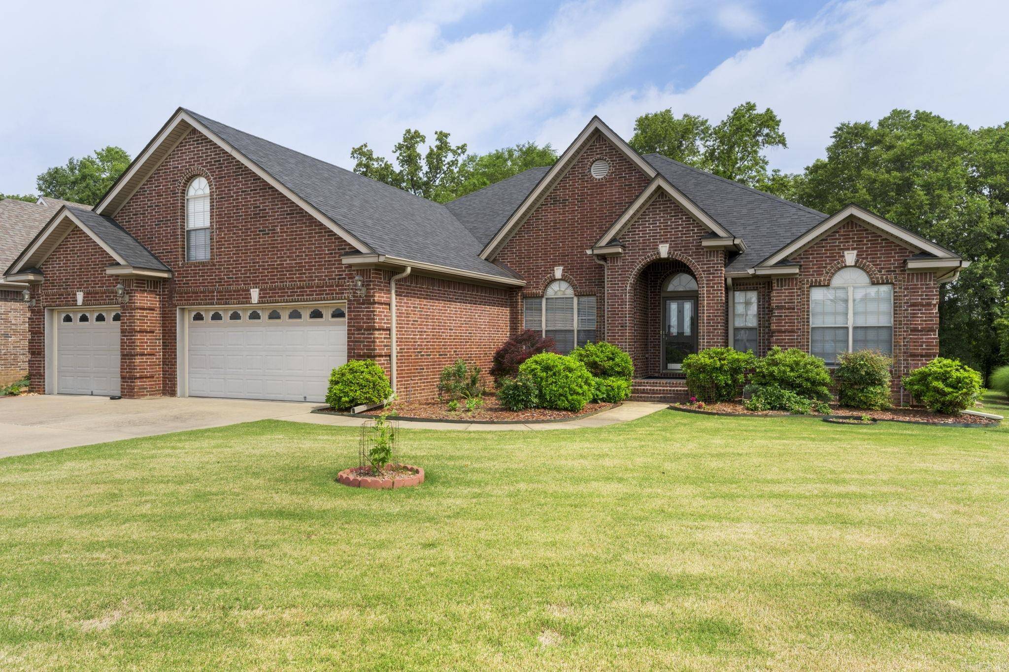 Maumelle, AR 72113,223 Maranes Cir