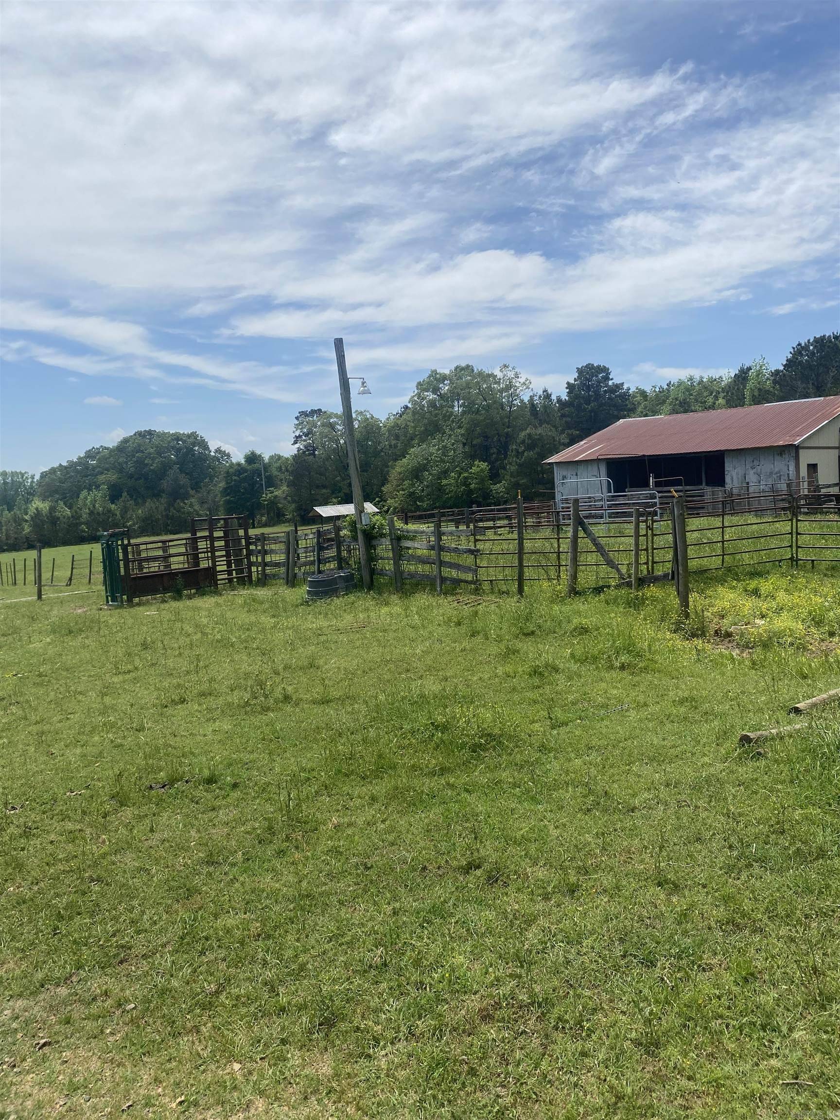 Nashville, AR 71852,239 Hempstead 347