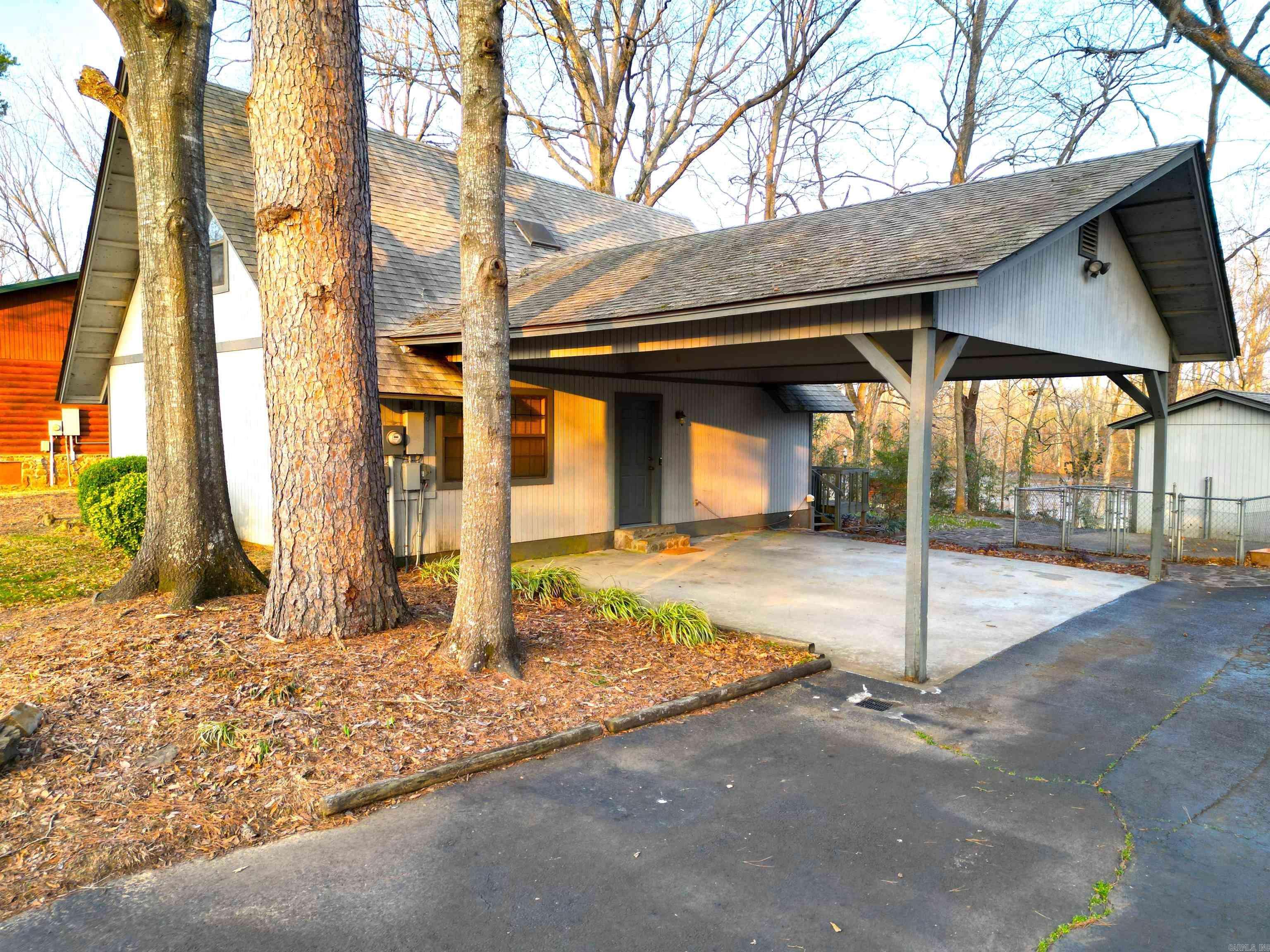 Heber Springs, AR 72543,1975 Riverbend Road