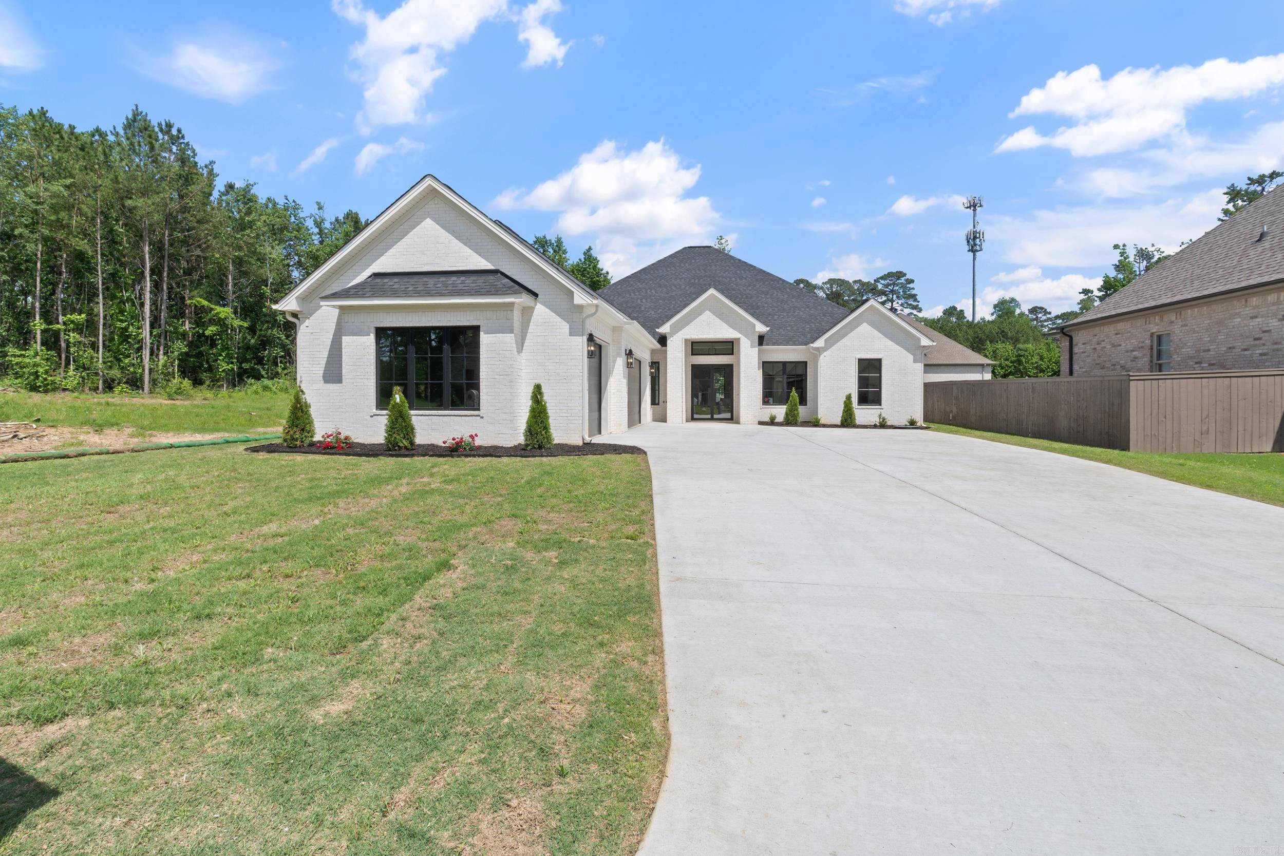 Hot Springs, AR 71901,219 Arlington Park Terrace