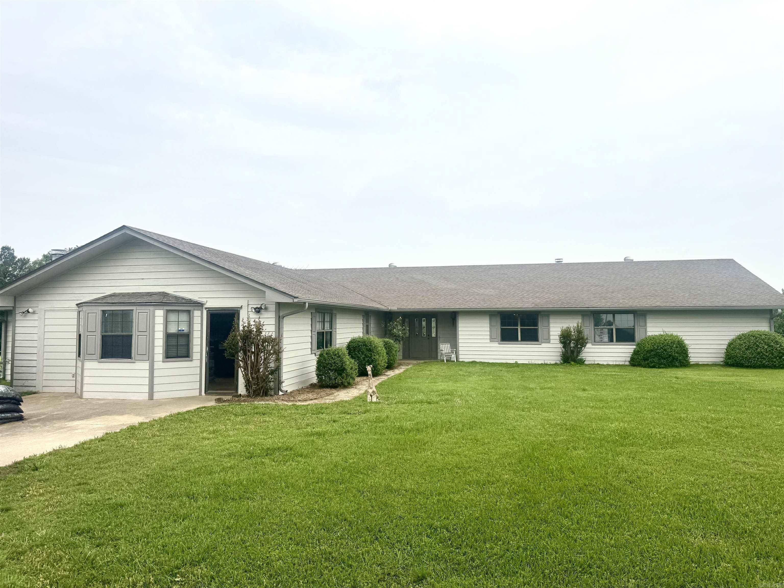 Heber Springs, AR 72543,105 Traci Lane