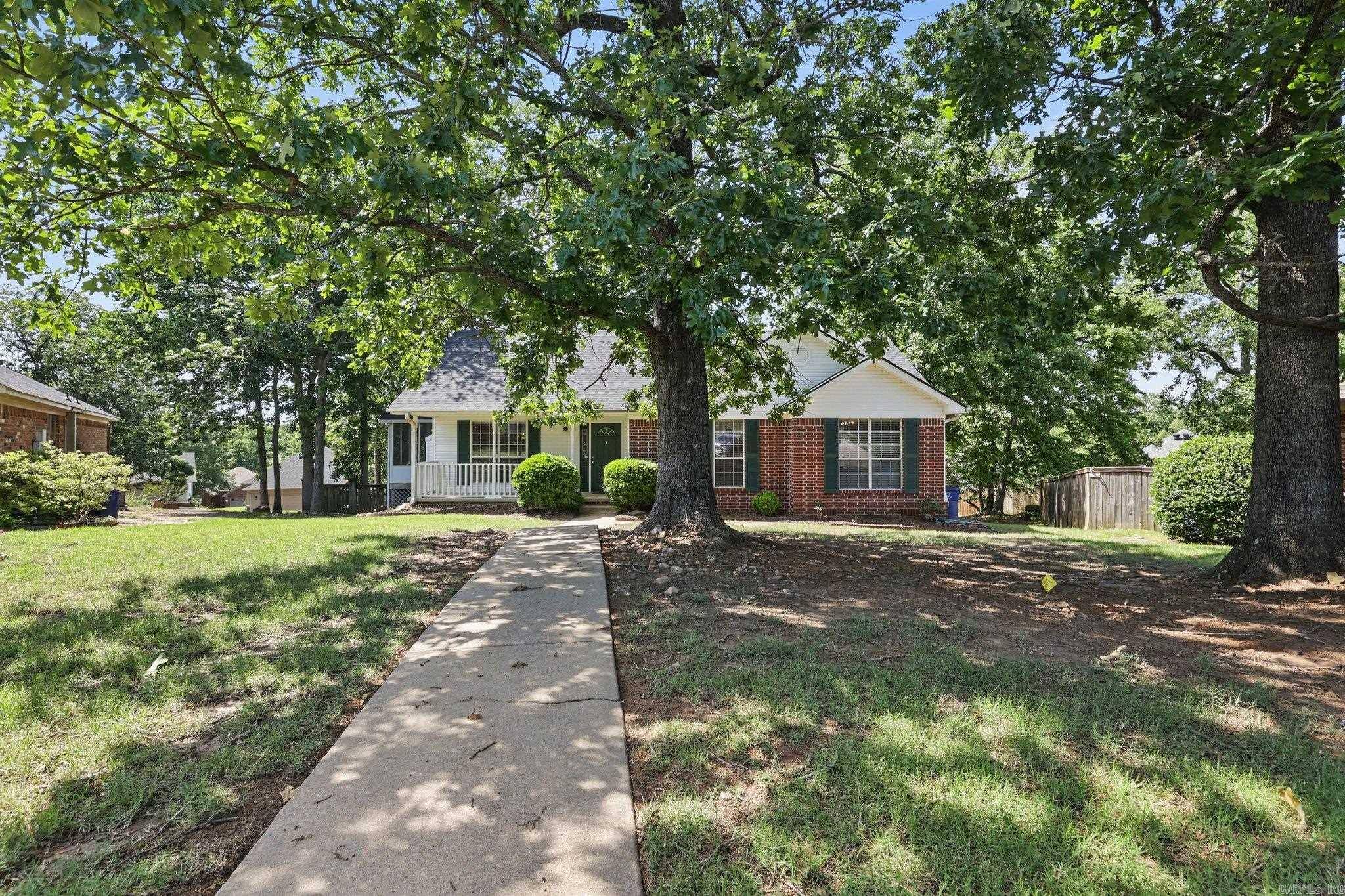Maumelle, AR 72113,19 Golden Oaks Cove