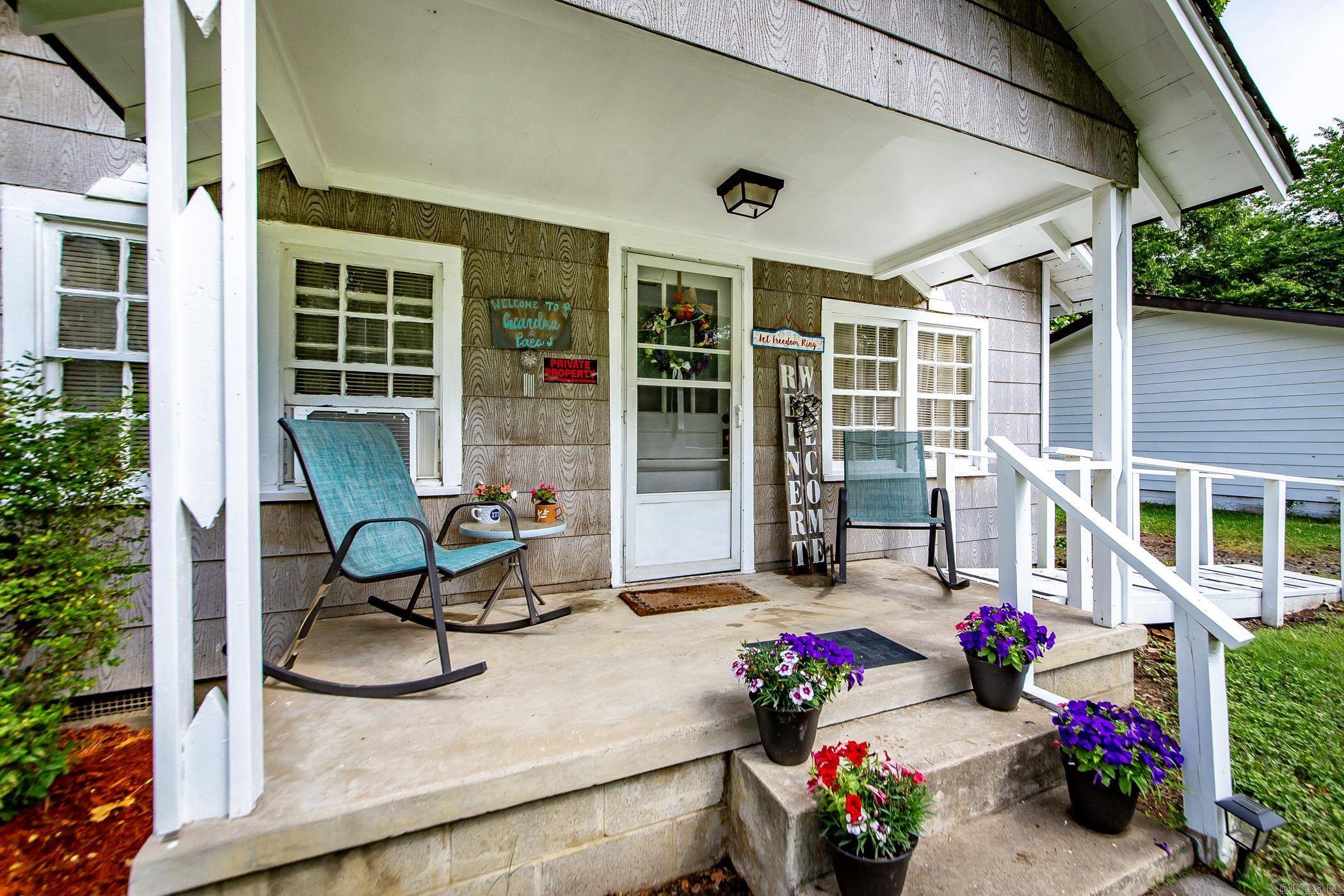 Cabot, AR 72023,206 S Grant St