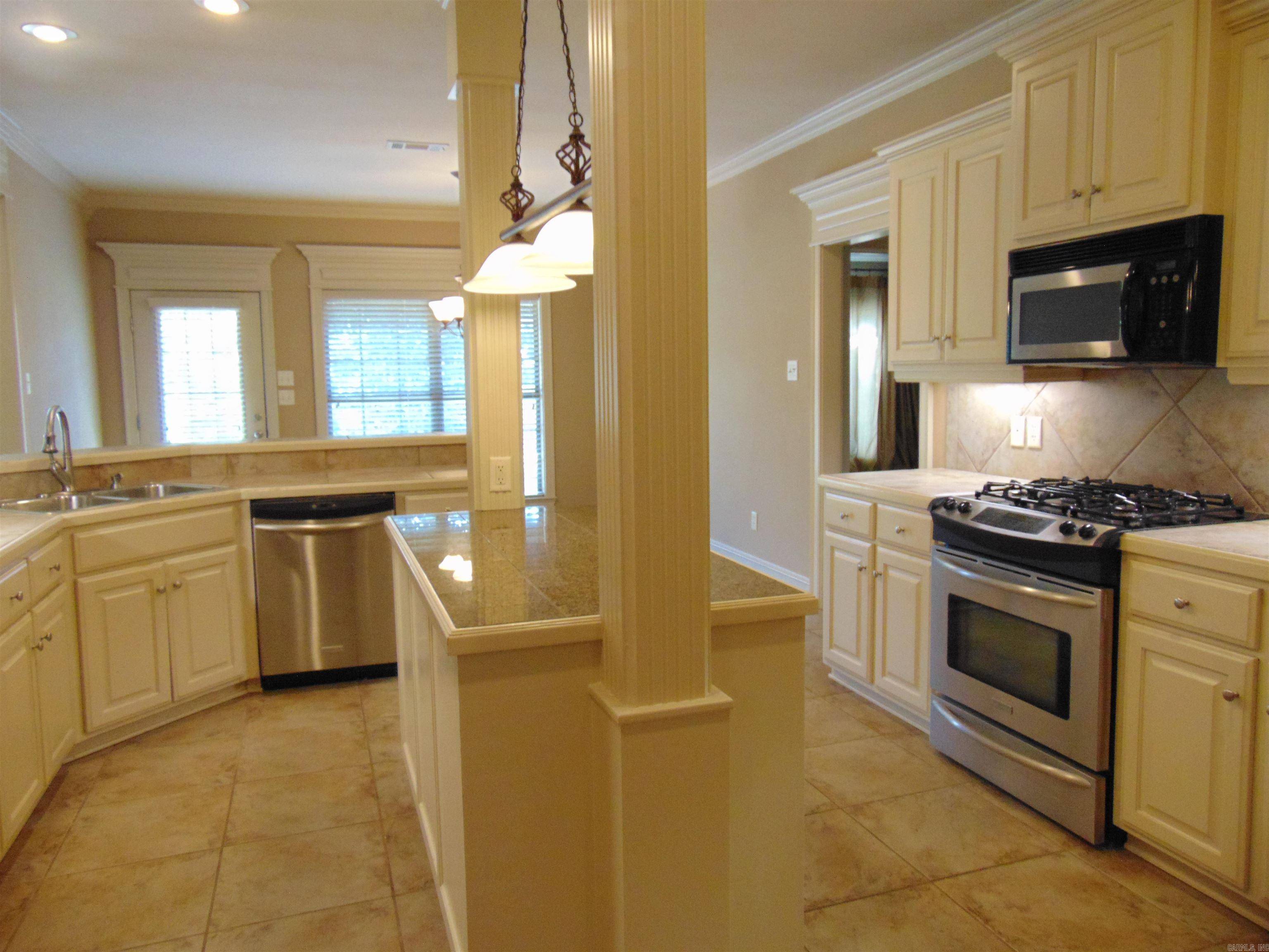 Maumelle, AR 72113,113 Bouriese Circle