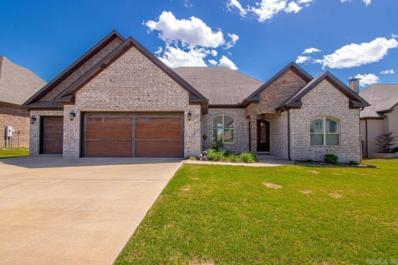 Sherwood, AR 72120,9633 Oak Heights Dr.