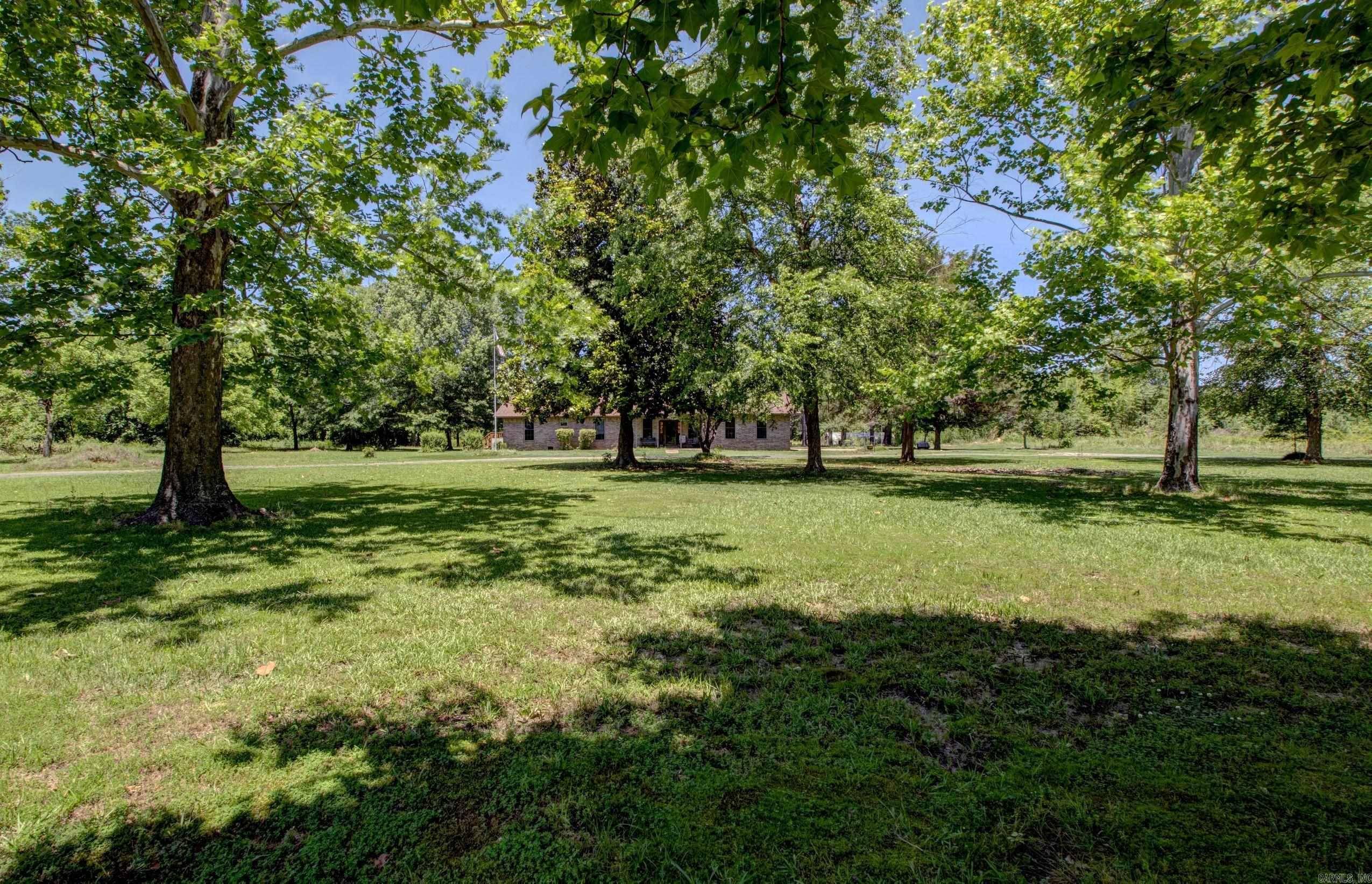 Lonoke, AR 72086,826 Carson Bridge Road