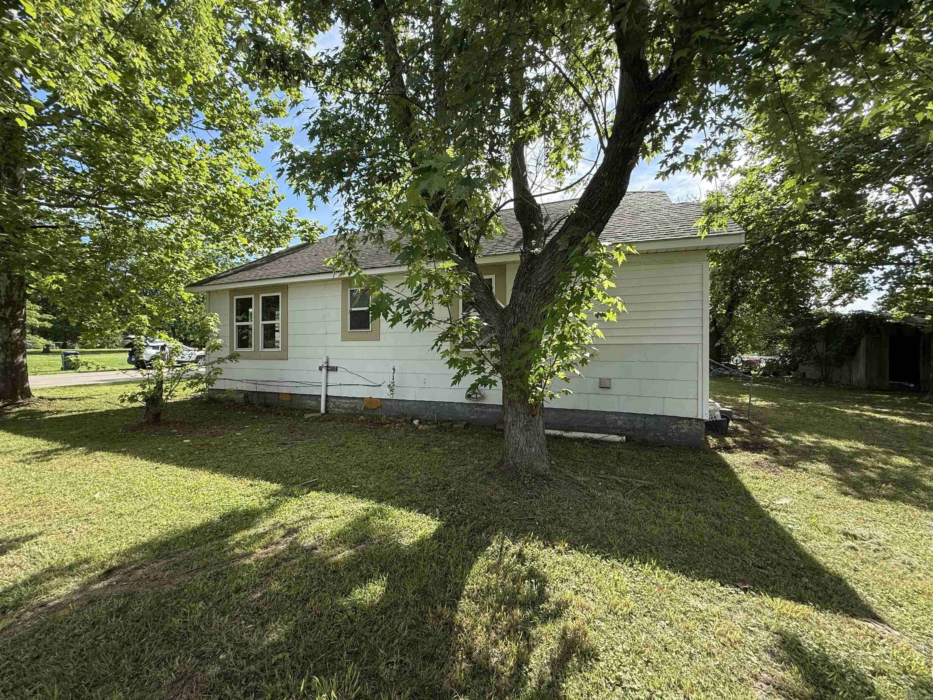 Rector, AR 72461,414 E 1st Street