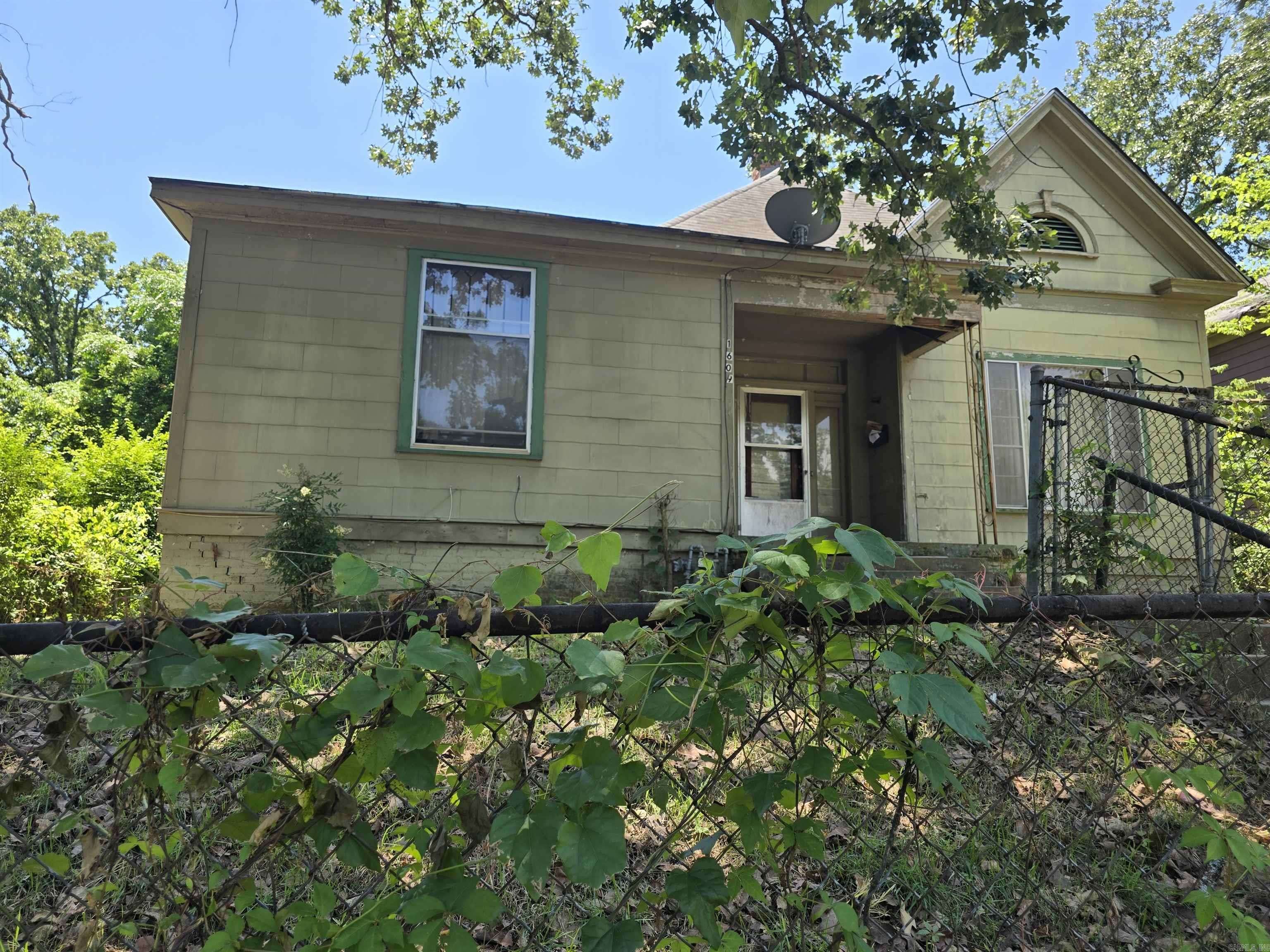 Little Rock, AR 72202,1609 W Charles Bussey Avenue