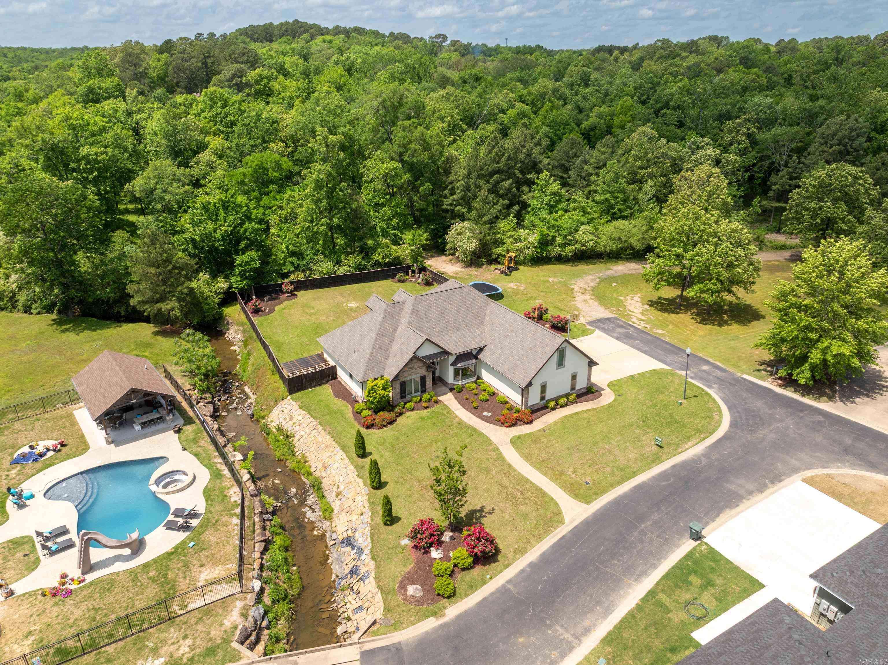 Hot Springs, AR 71913,323 Hunterscove Drive