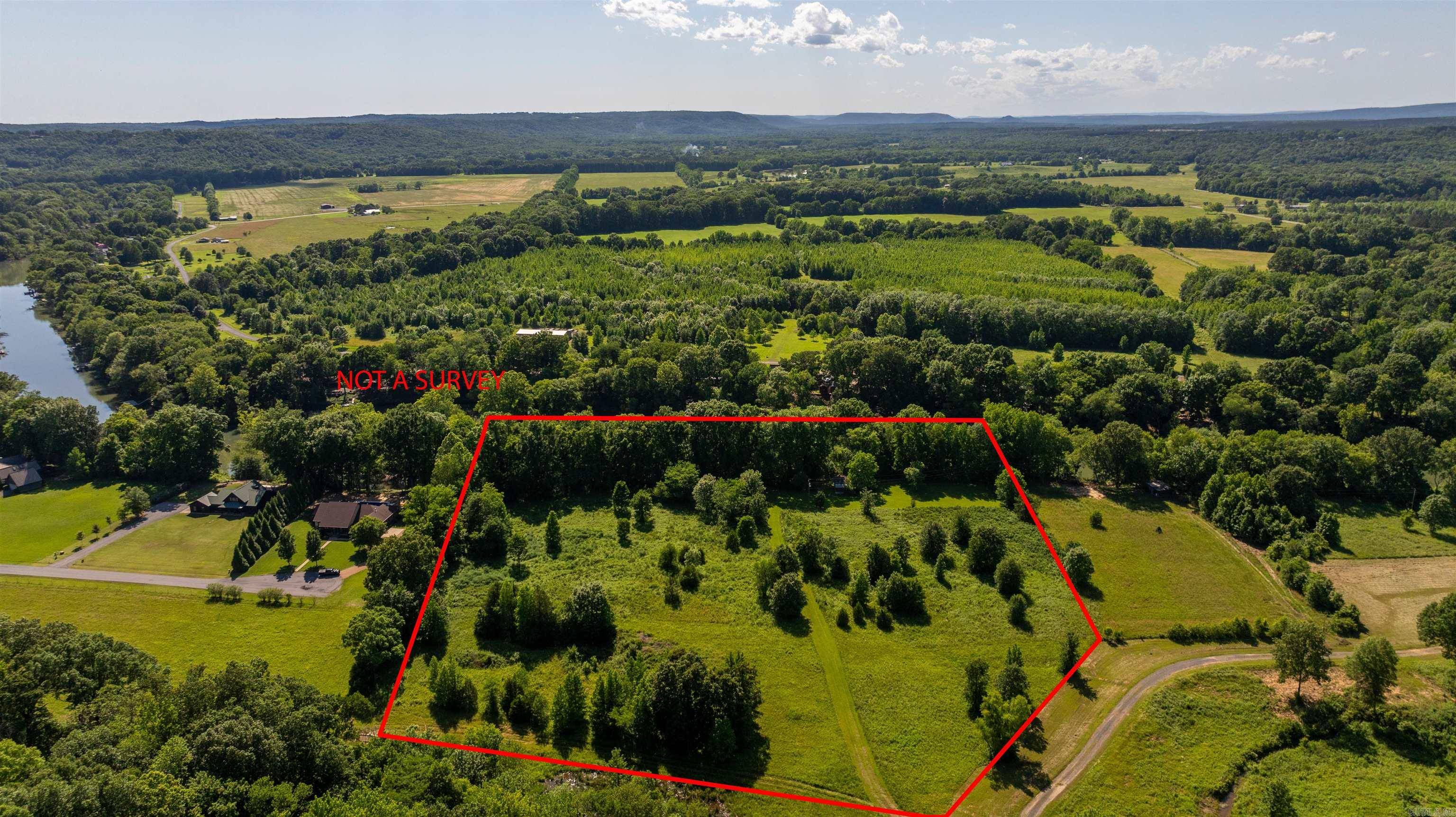 Pangburn, AR 72121-0000,139 Emery Bluff Spur