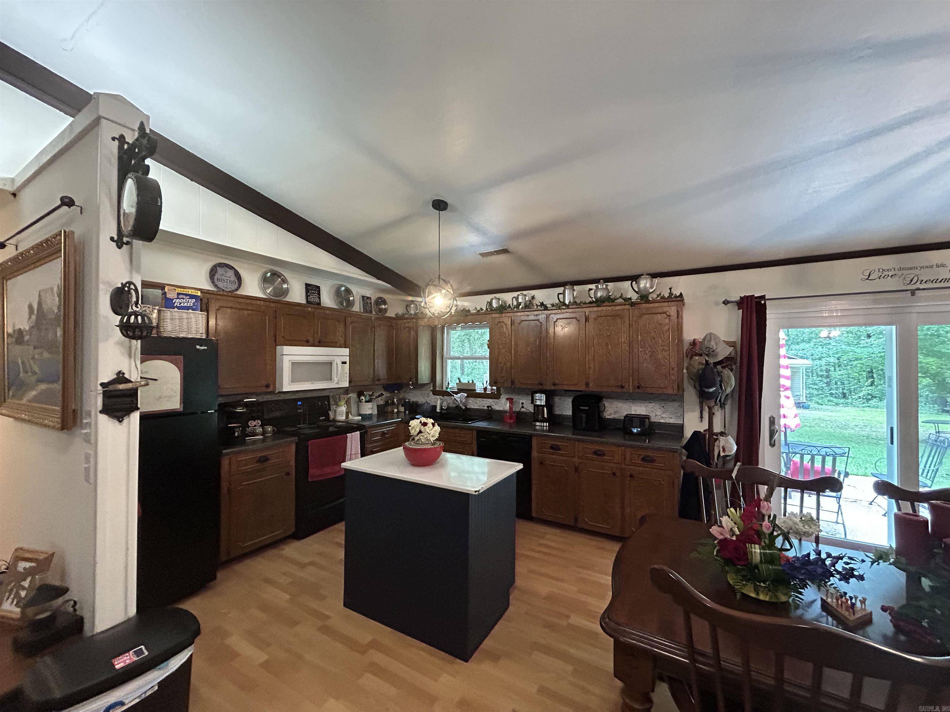 Higden, AR 72067,99 Heritage Hill