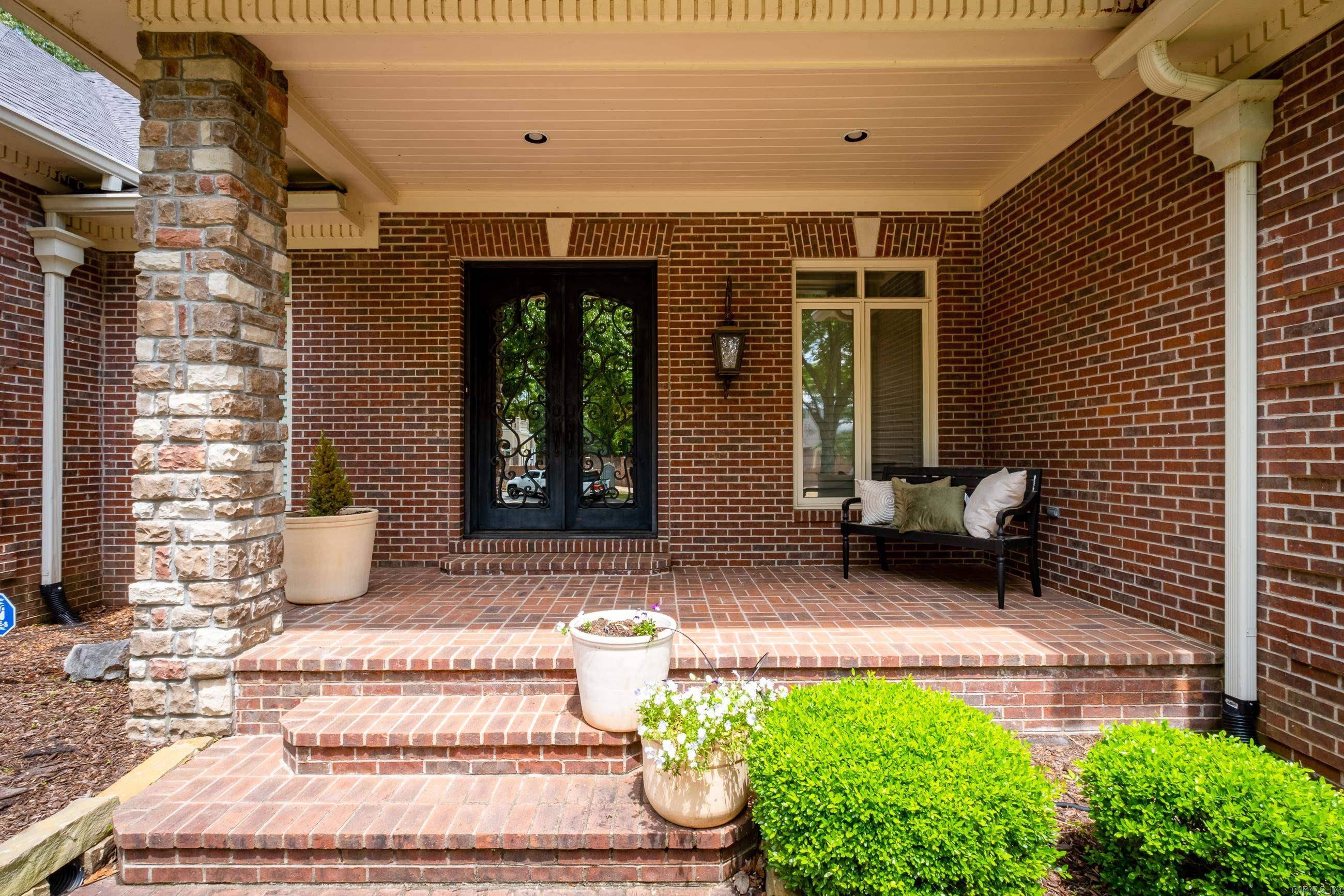 Little Rock, AR 72223,18 Chenal Circle