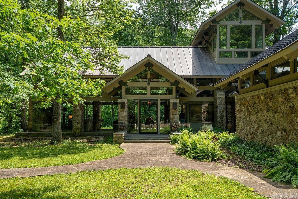 Heber Springs, AR 72543,501 Trout Haven Drive