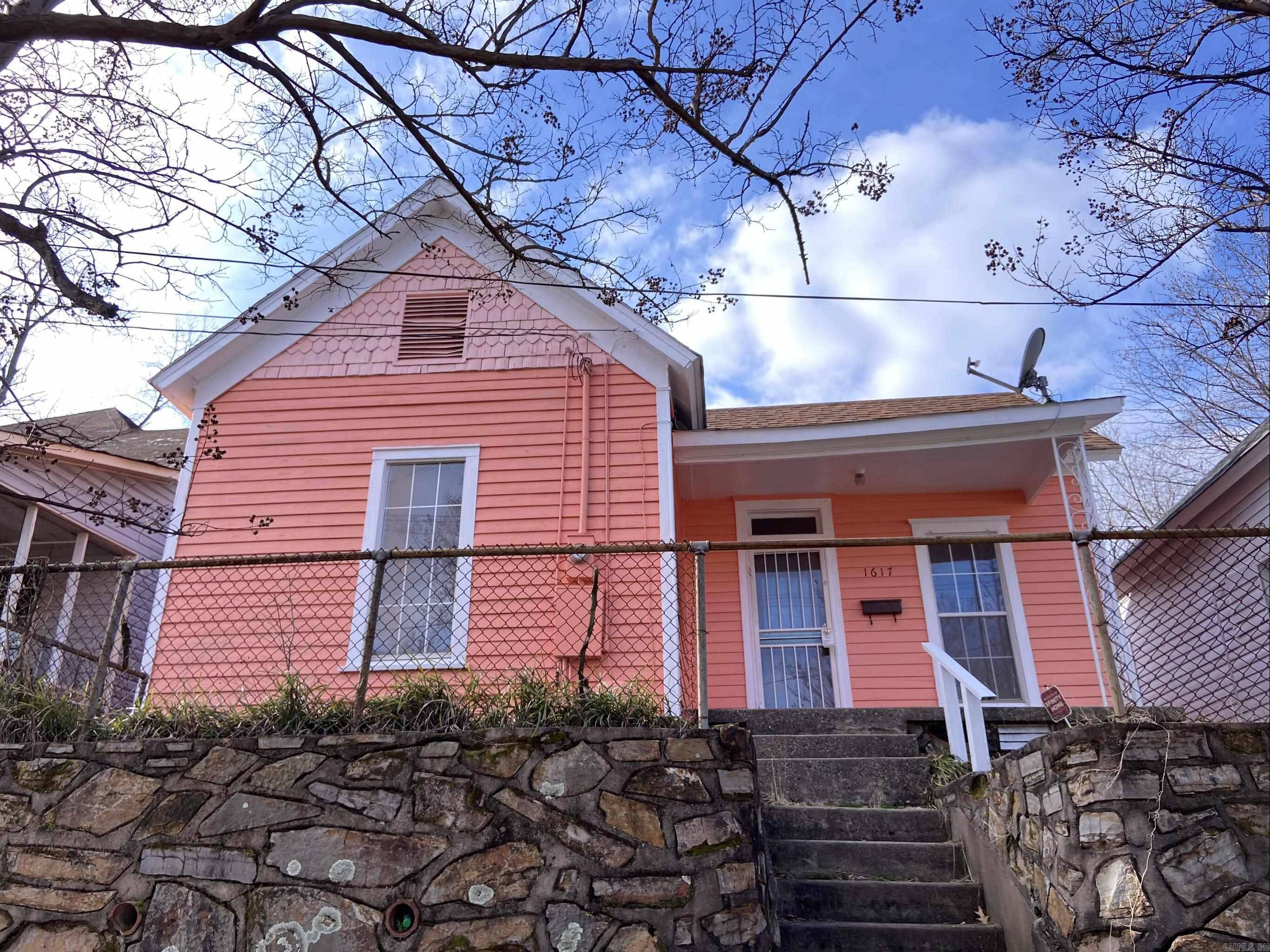 North Little Rock, AR 72114,1617 Maple Street