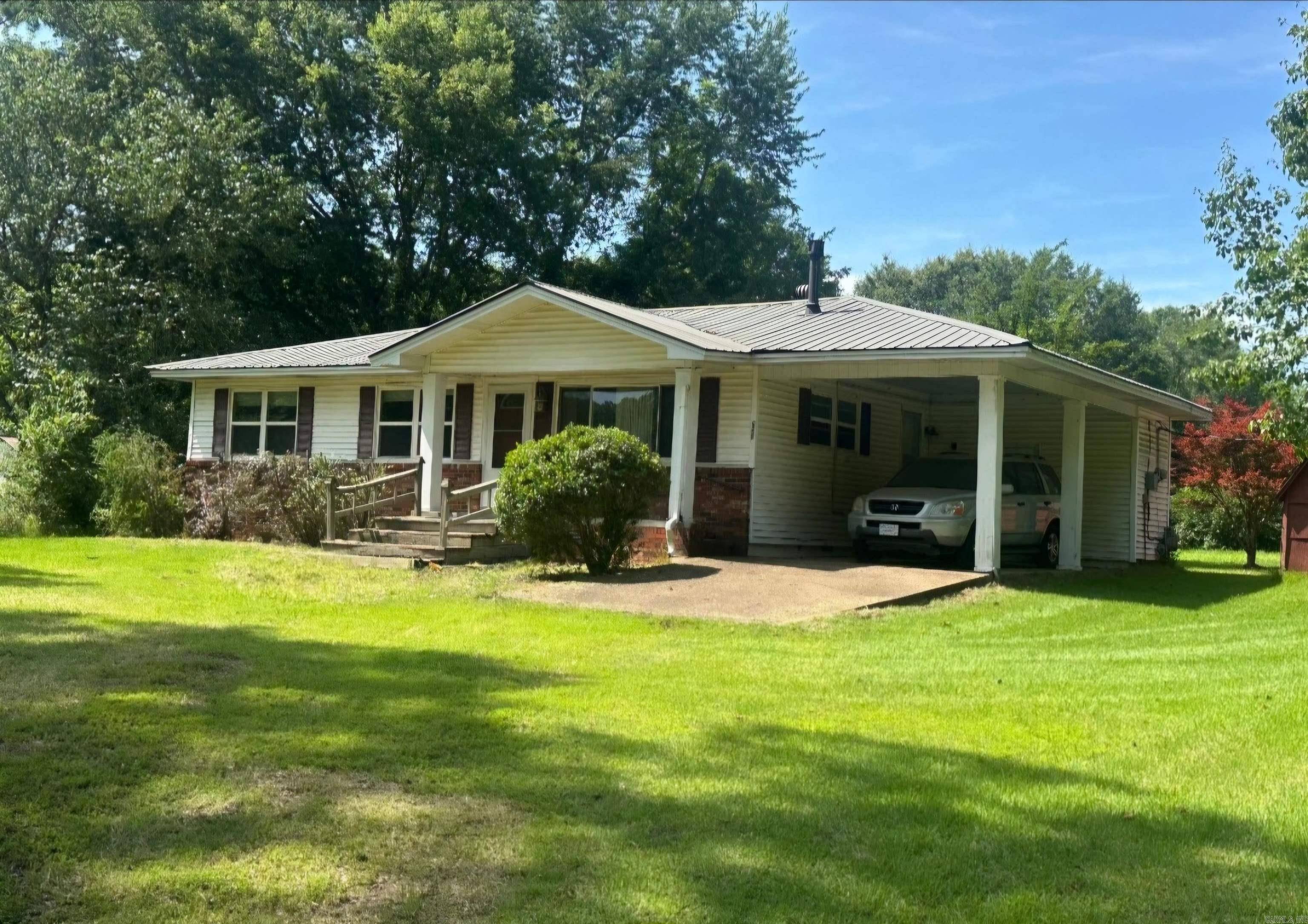 Dover, AR 72837,230 Colony
