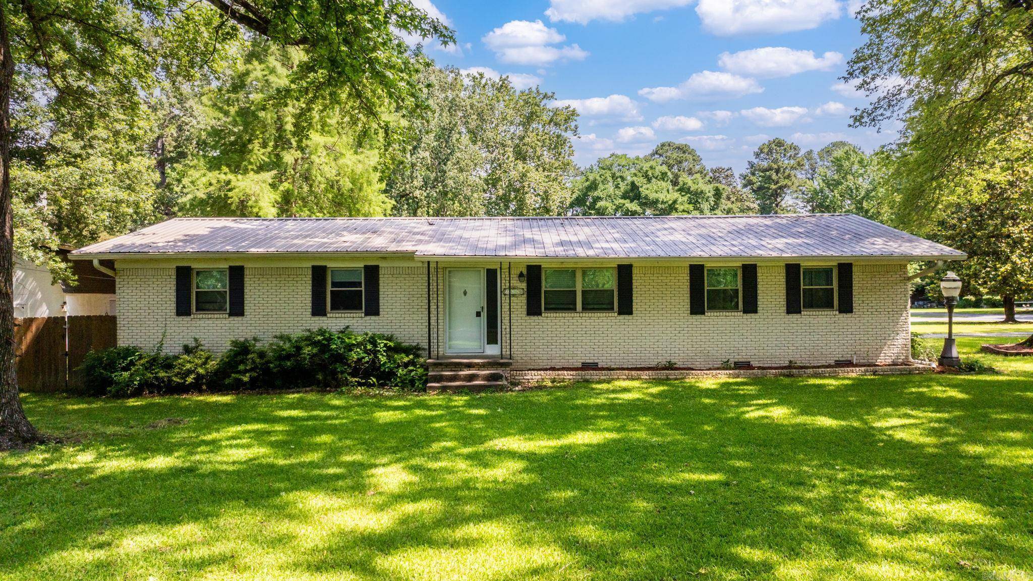North Little Rock, AR 72118,7110 Forest Dale Drive
