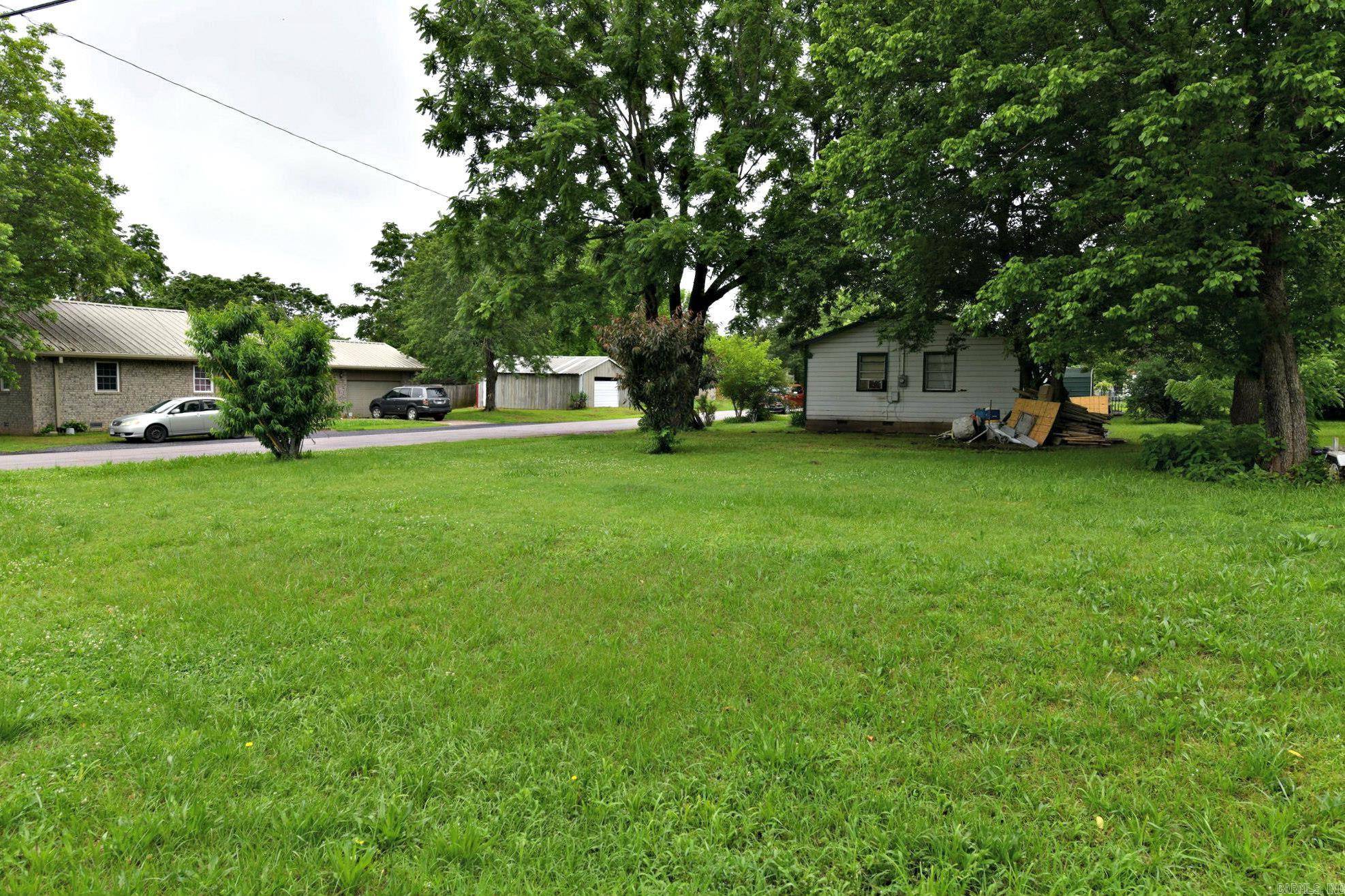 Mena, AR 71953,911 Gillham