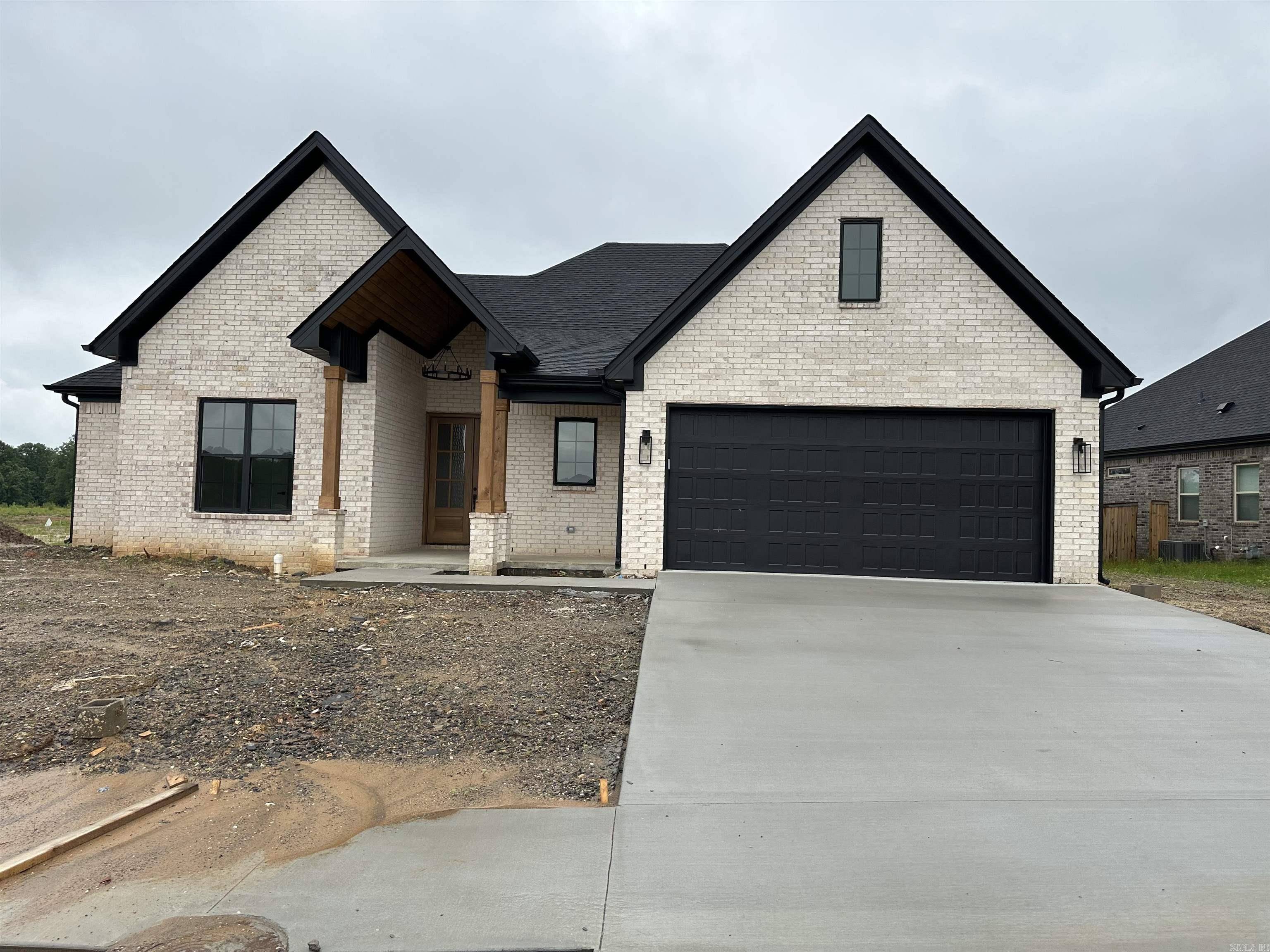 Maumelle, AR 72113,117 Corniche Lane