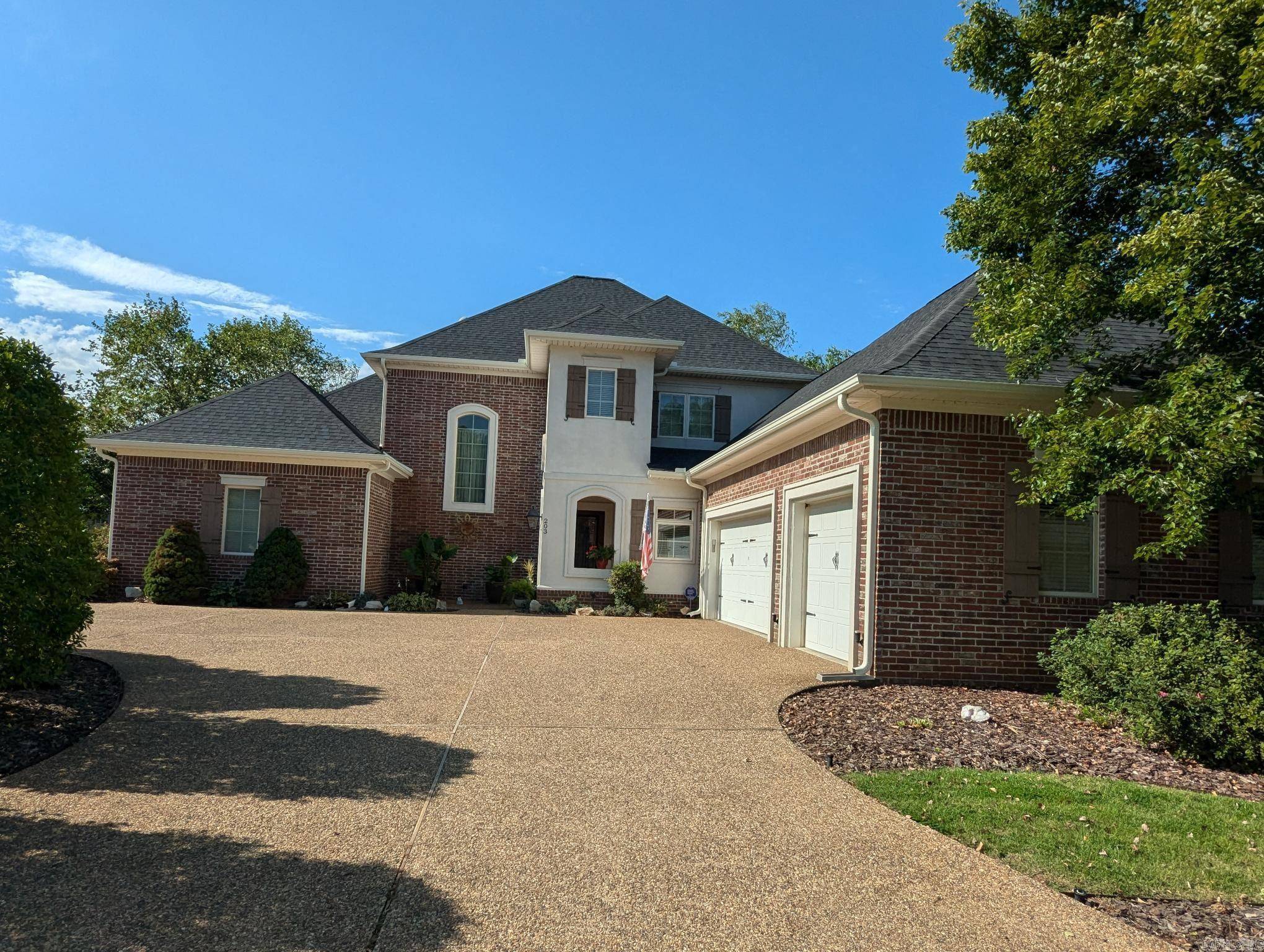 Hot Springs, AR 71901,203 Carriage Creek Court
