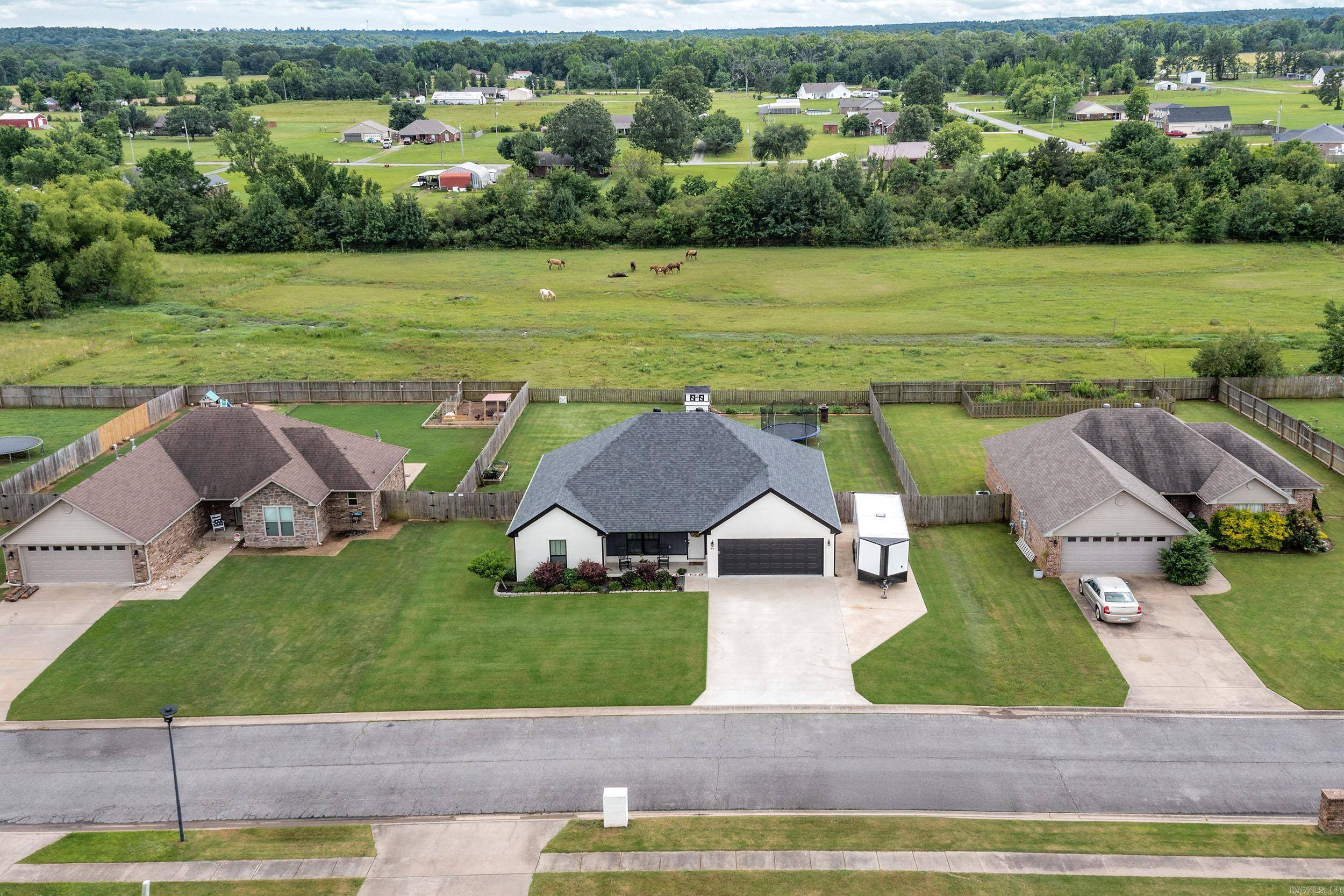 Vilonia, AR 72173,Address not disclosed