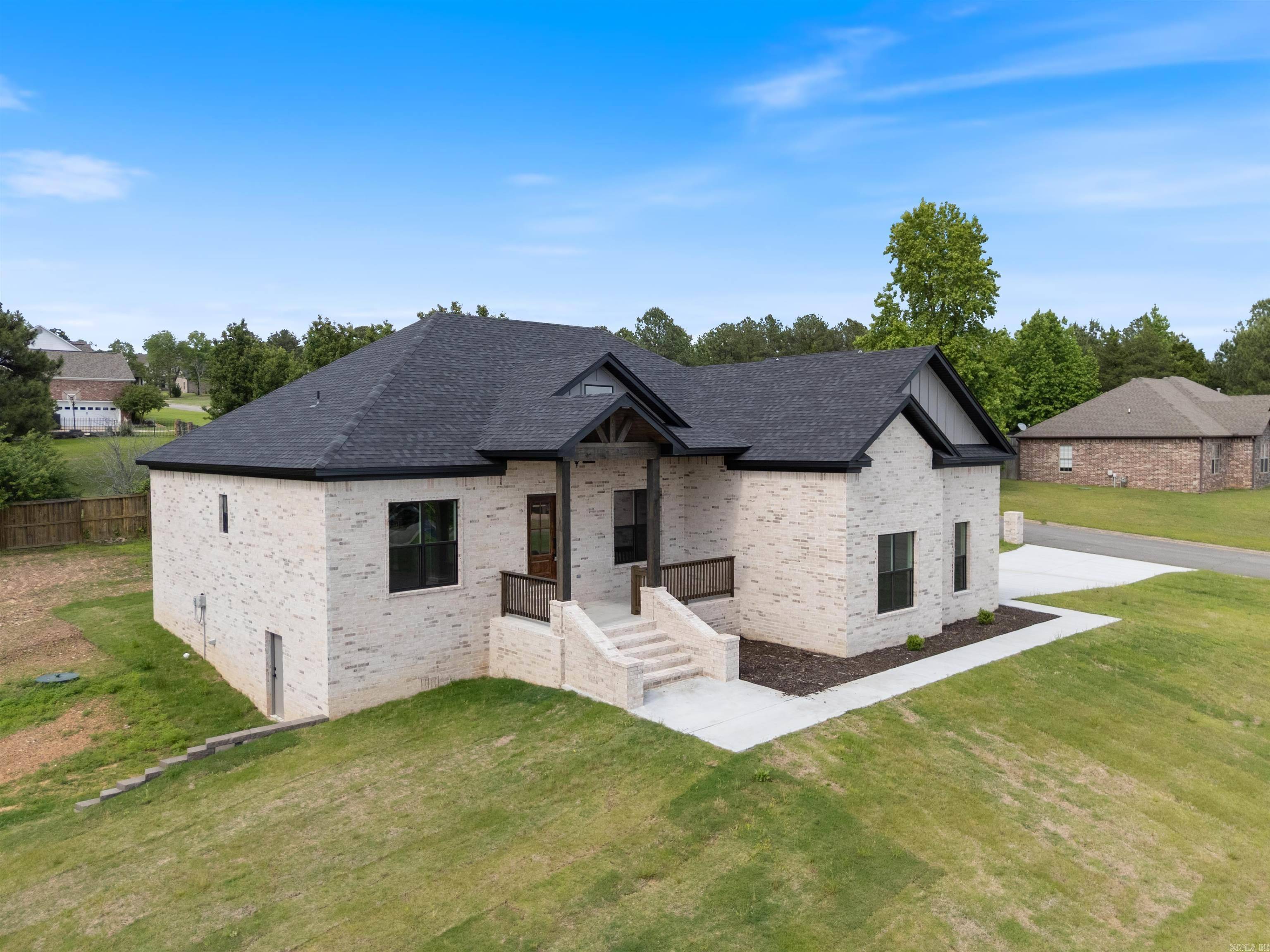 Greenbrier, AR 72058,1 Whippoorwill Dr.