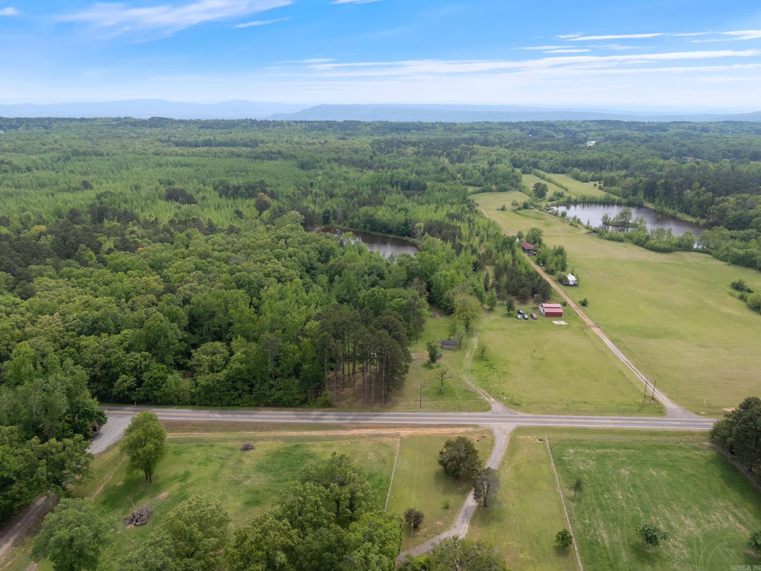 Morrilton, AR 72110,816 WINROCK DRIVE