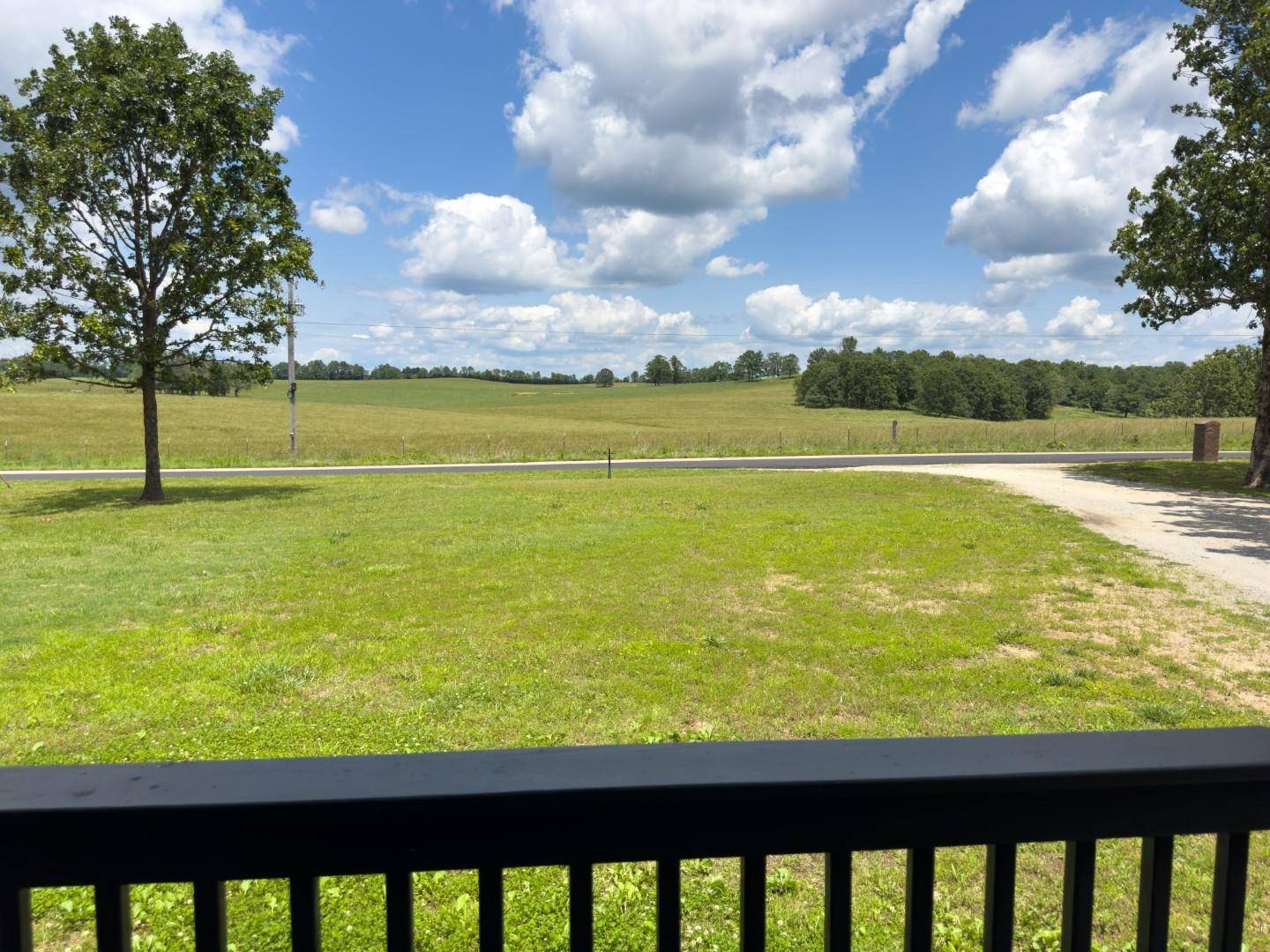 Salem, AR 72576,4764 Byron Road