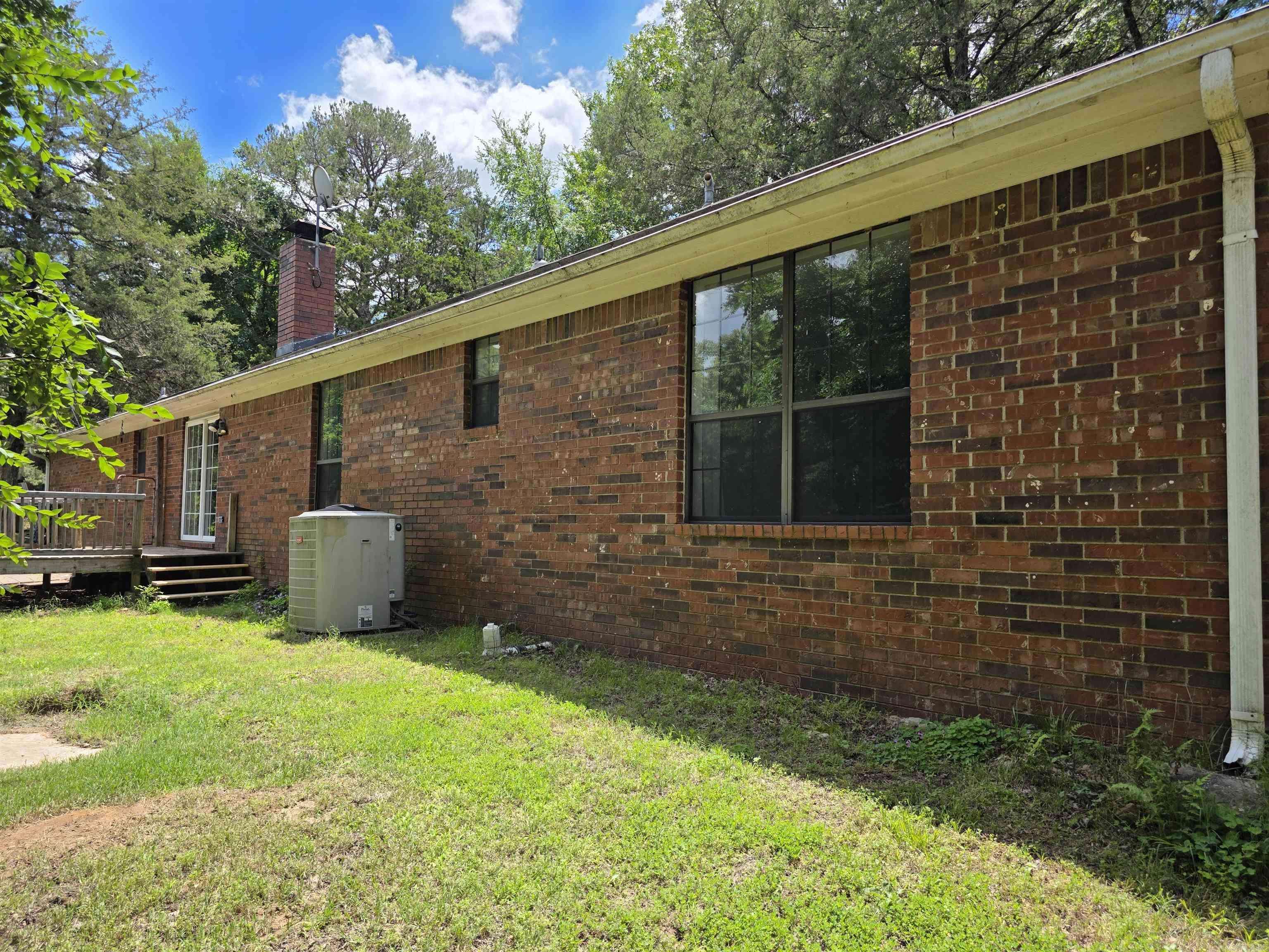 Russellville, AR 72802,535 Ridgeview Lane
