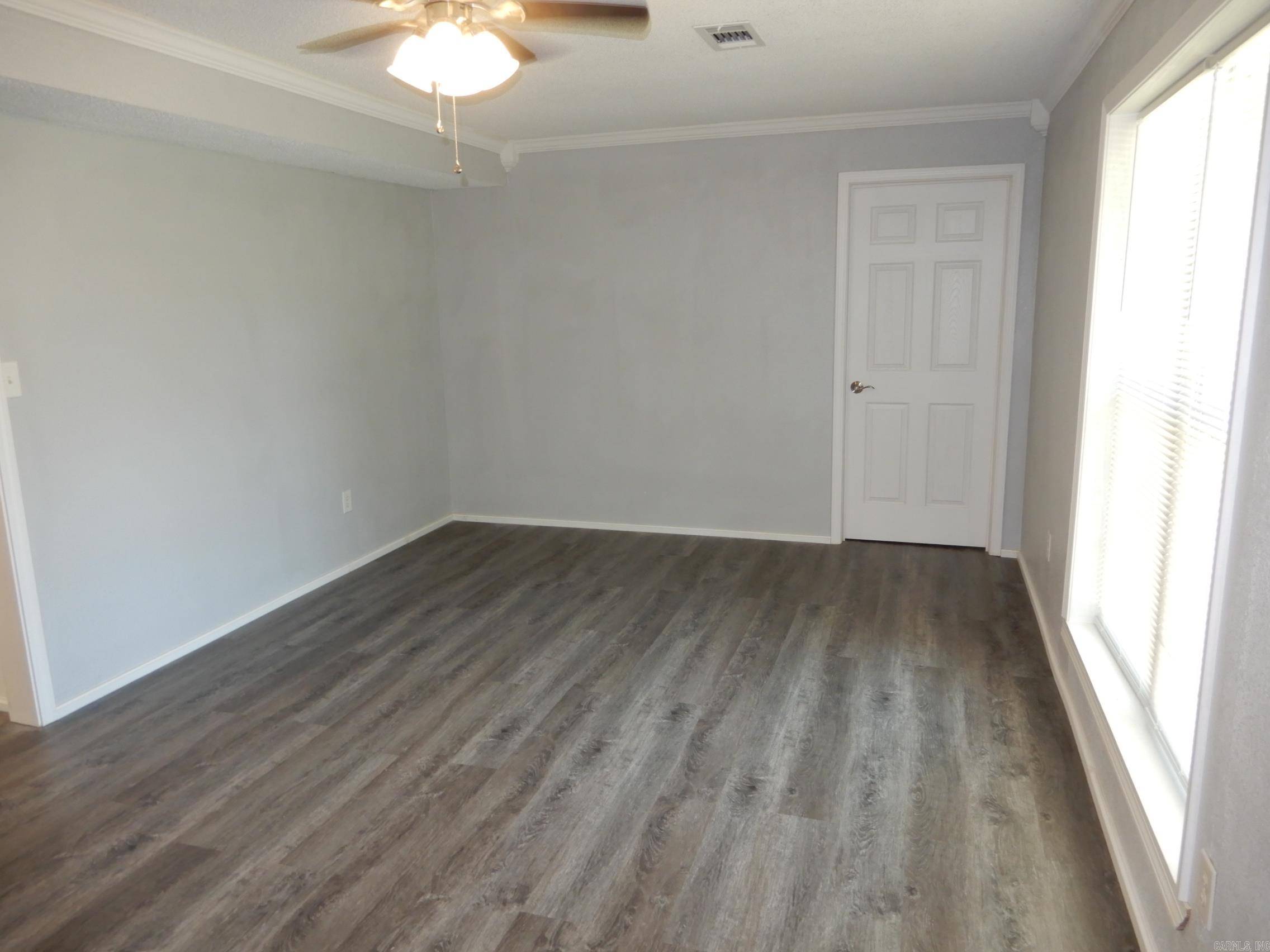 Judsonia, AR 72180,100 Douglas