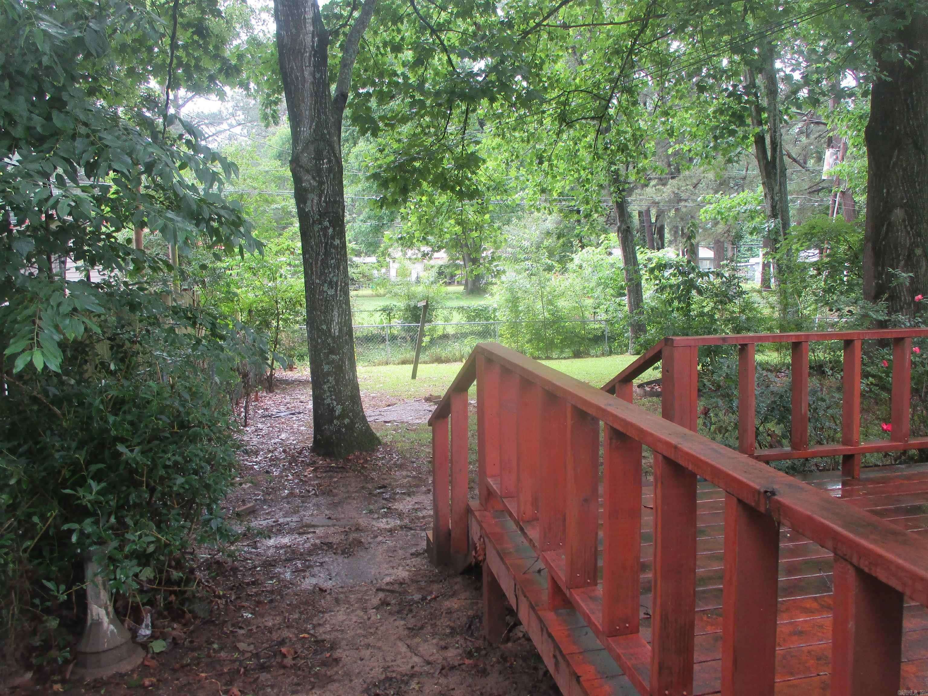 Searcy, AR 72143,905 Merritt Street