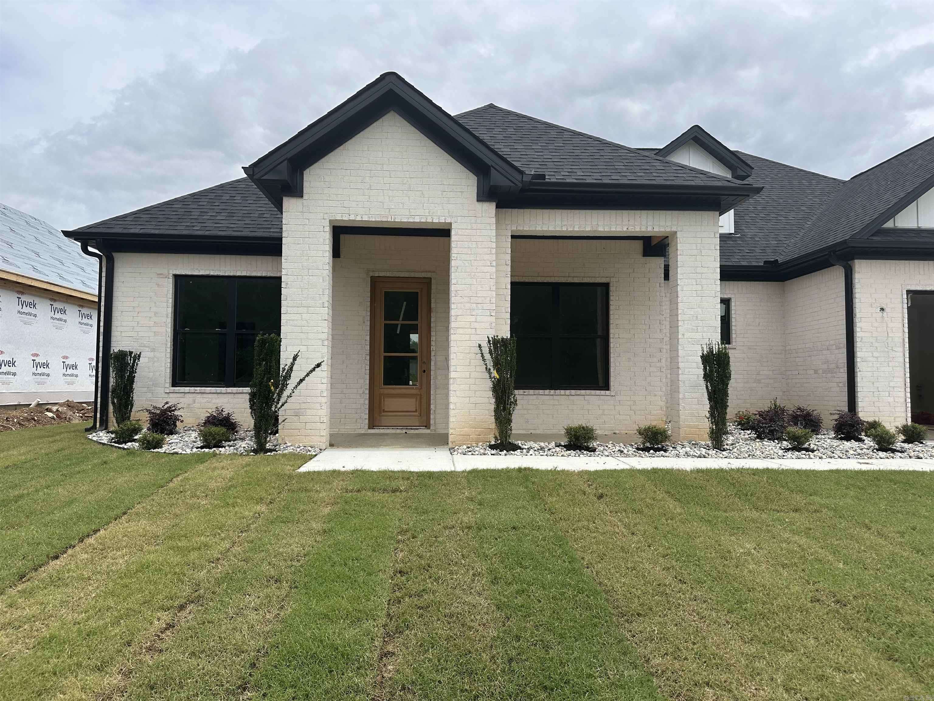 Alexander, AR 72002,6154 Majestic Waters Drive